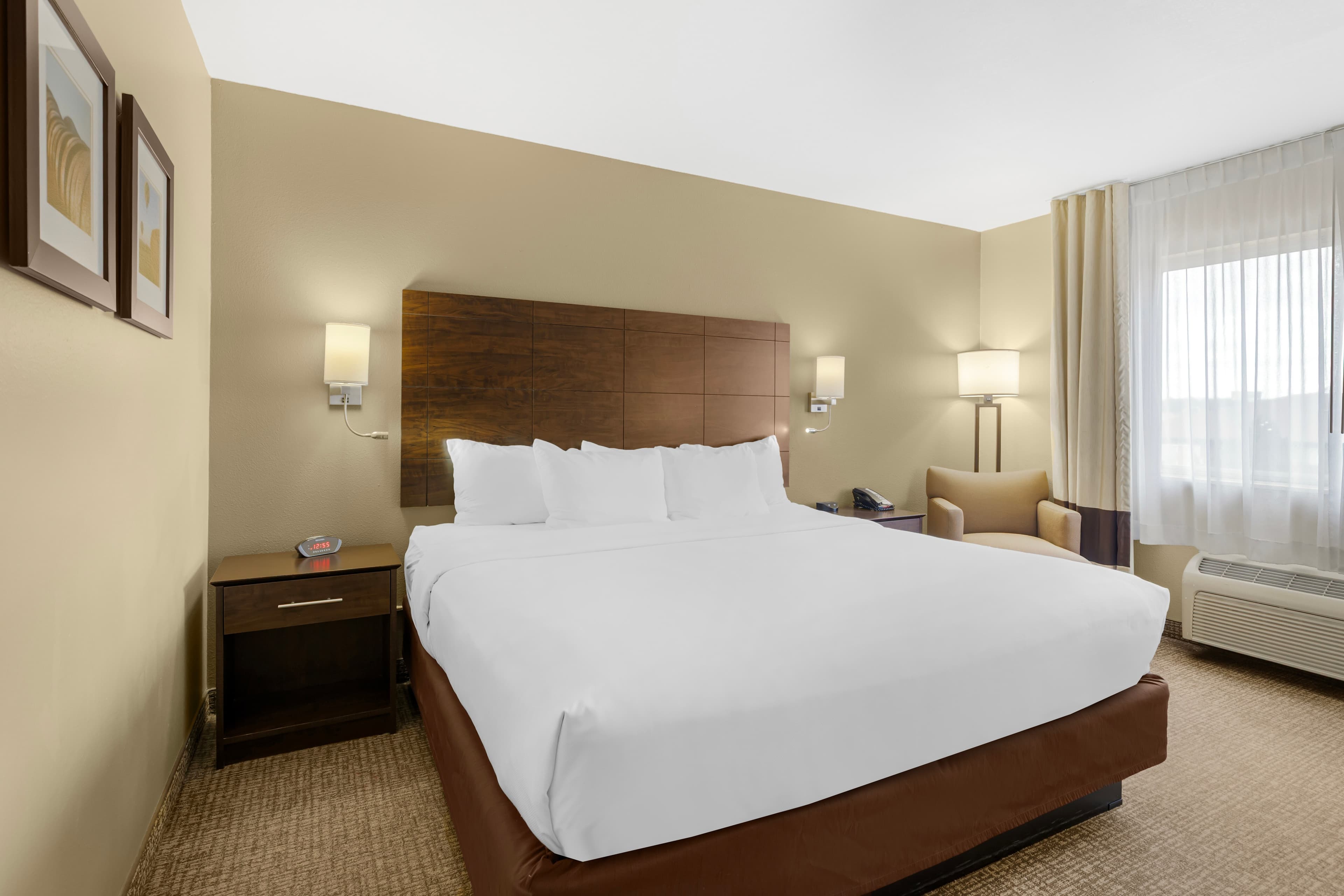 Comfort Inn & Suites Waterloo - Cedar Falls — 10