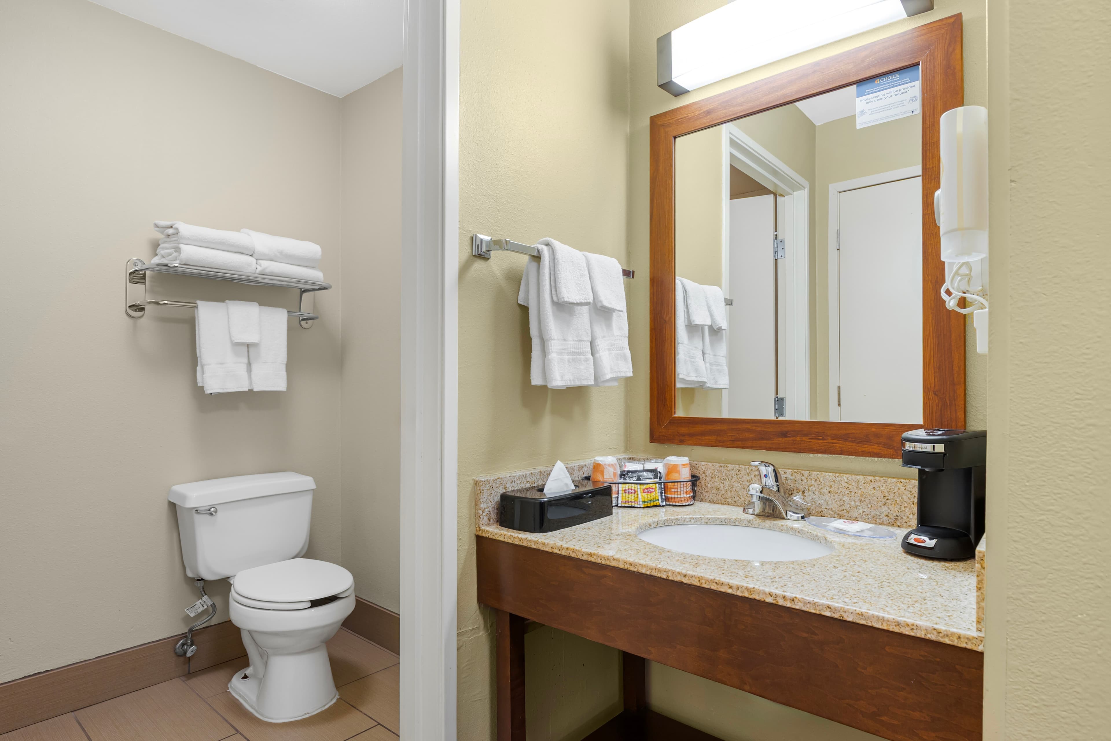 Comfort Inn & Suites Waterloo - Cedar Falls — 19