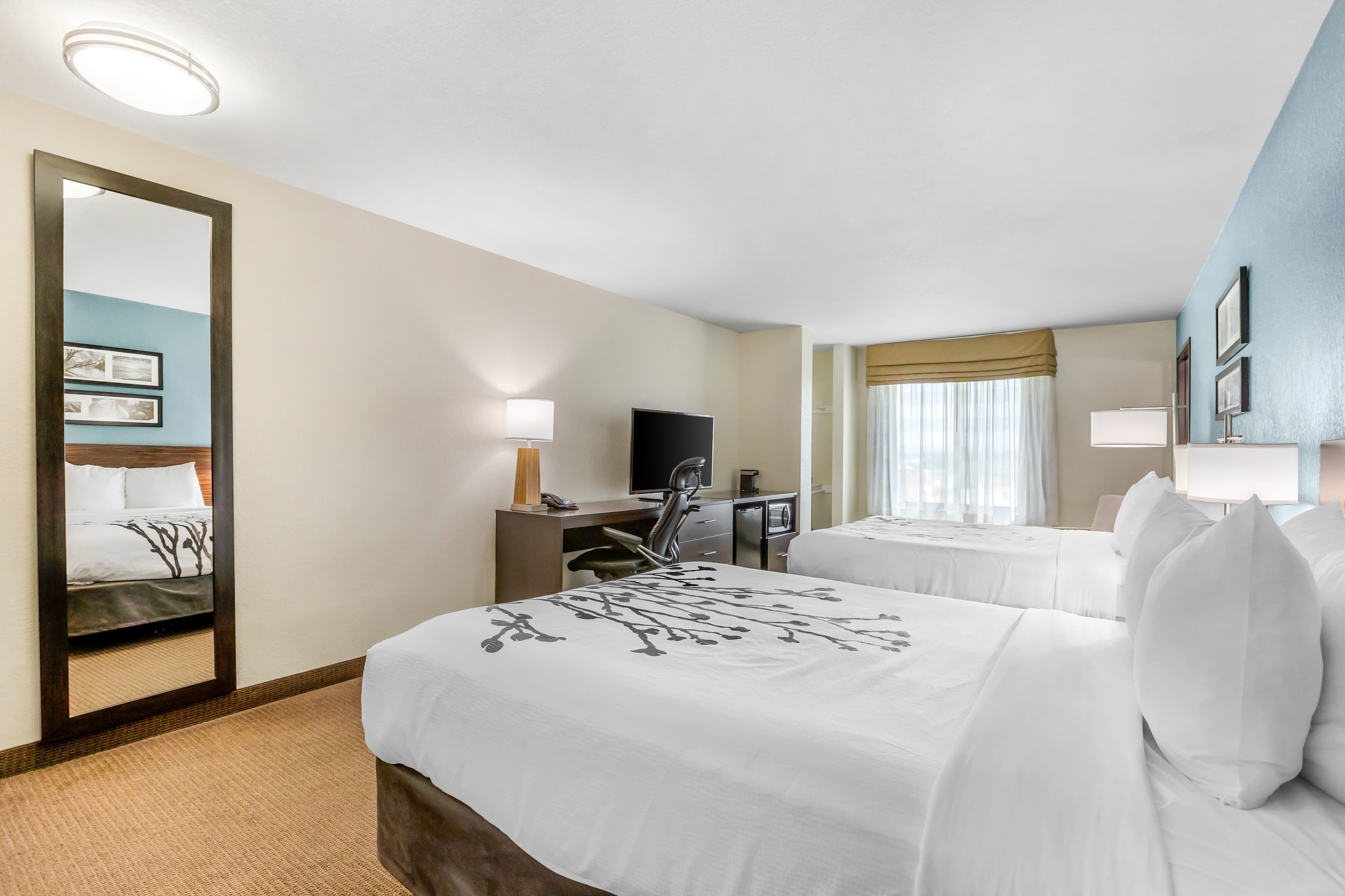 Sleep Inn & Suites Ames near ISU Campus — 7