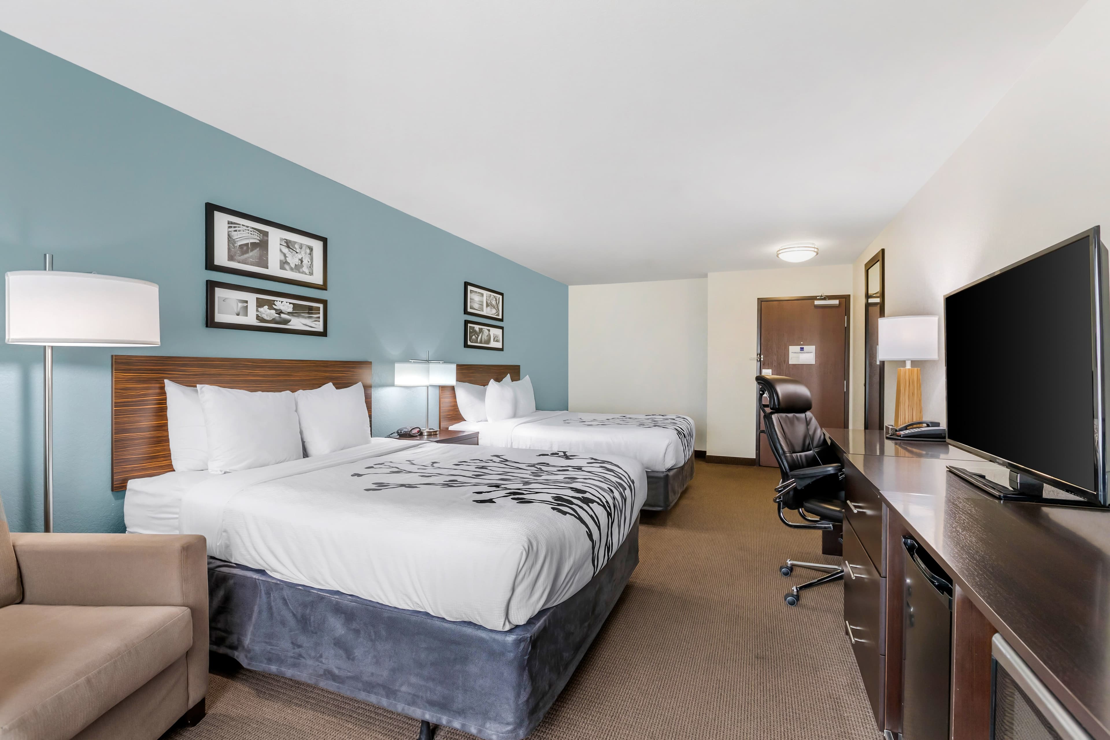 Sleep Inn & Suites Ames near ISU Campus — 8