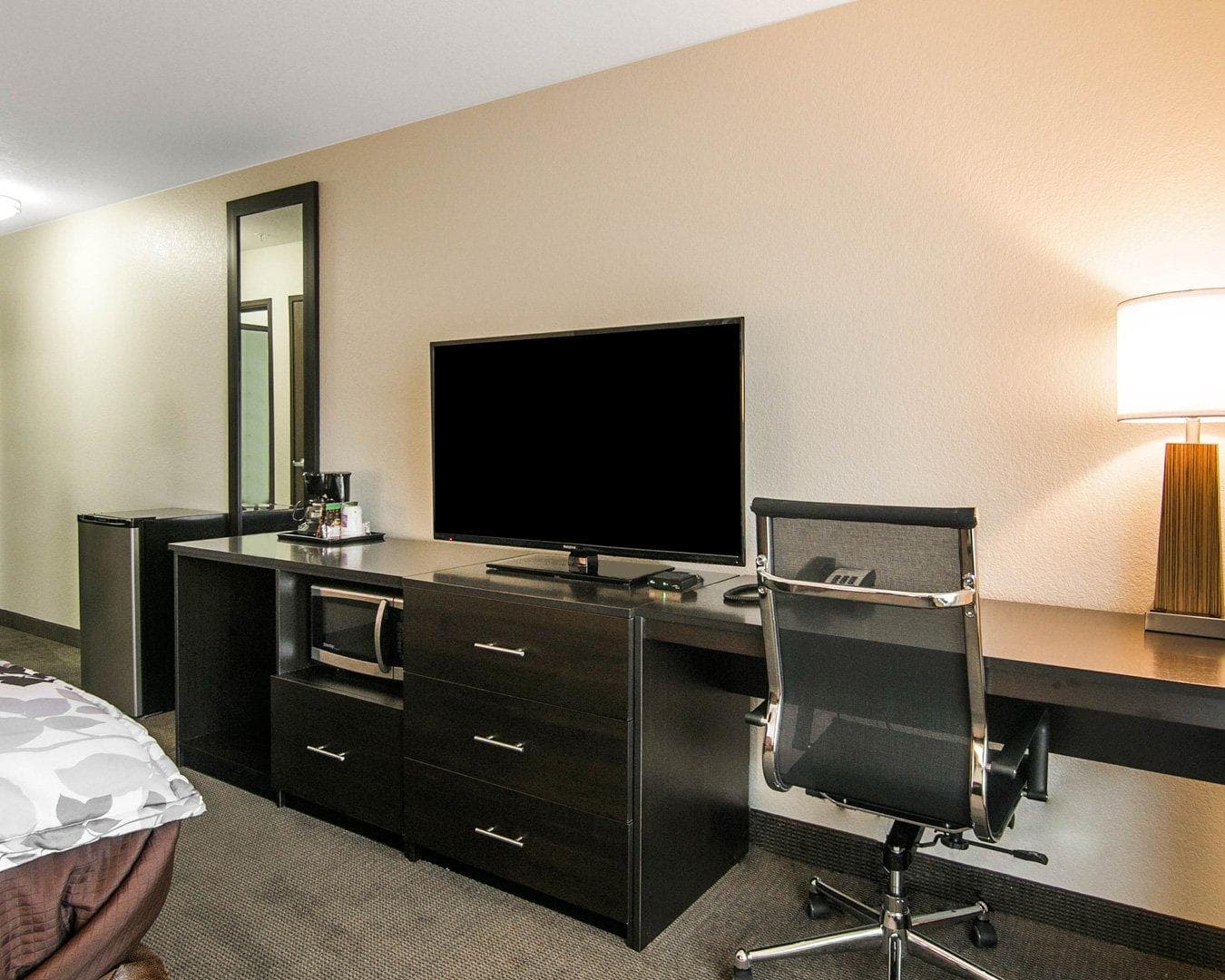 Sleep Inn & Suites Fort Dodge - Image 5