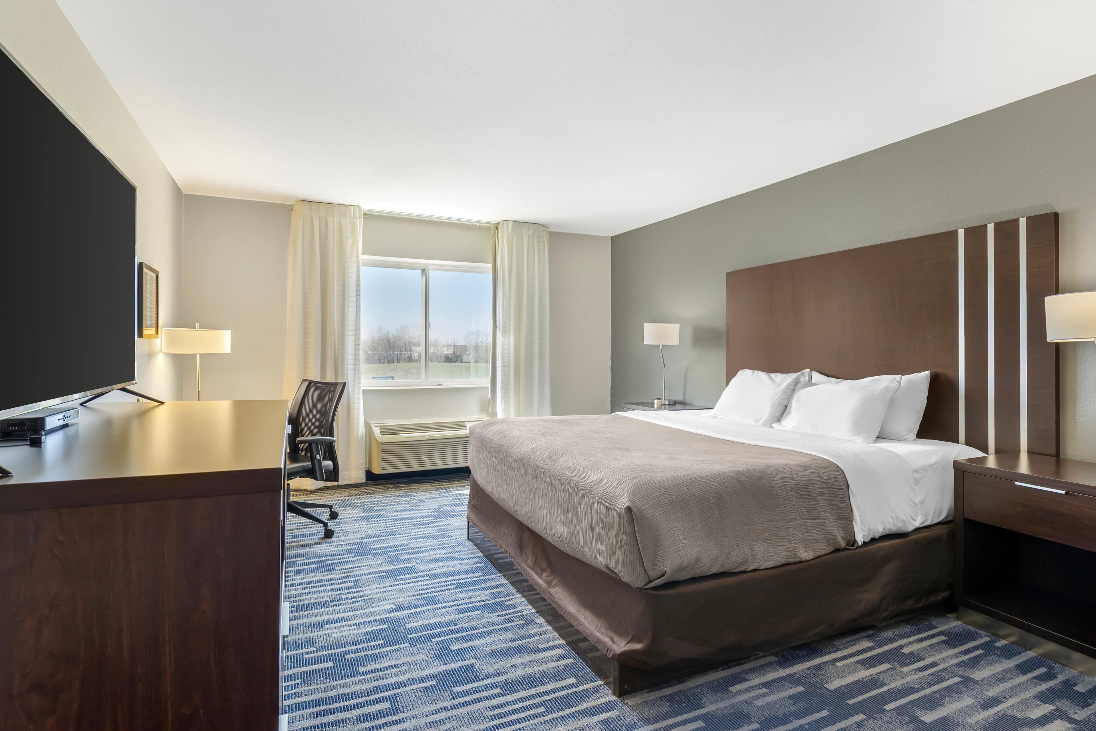 Quality Inn & Suites Keokuk North - Image 3