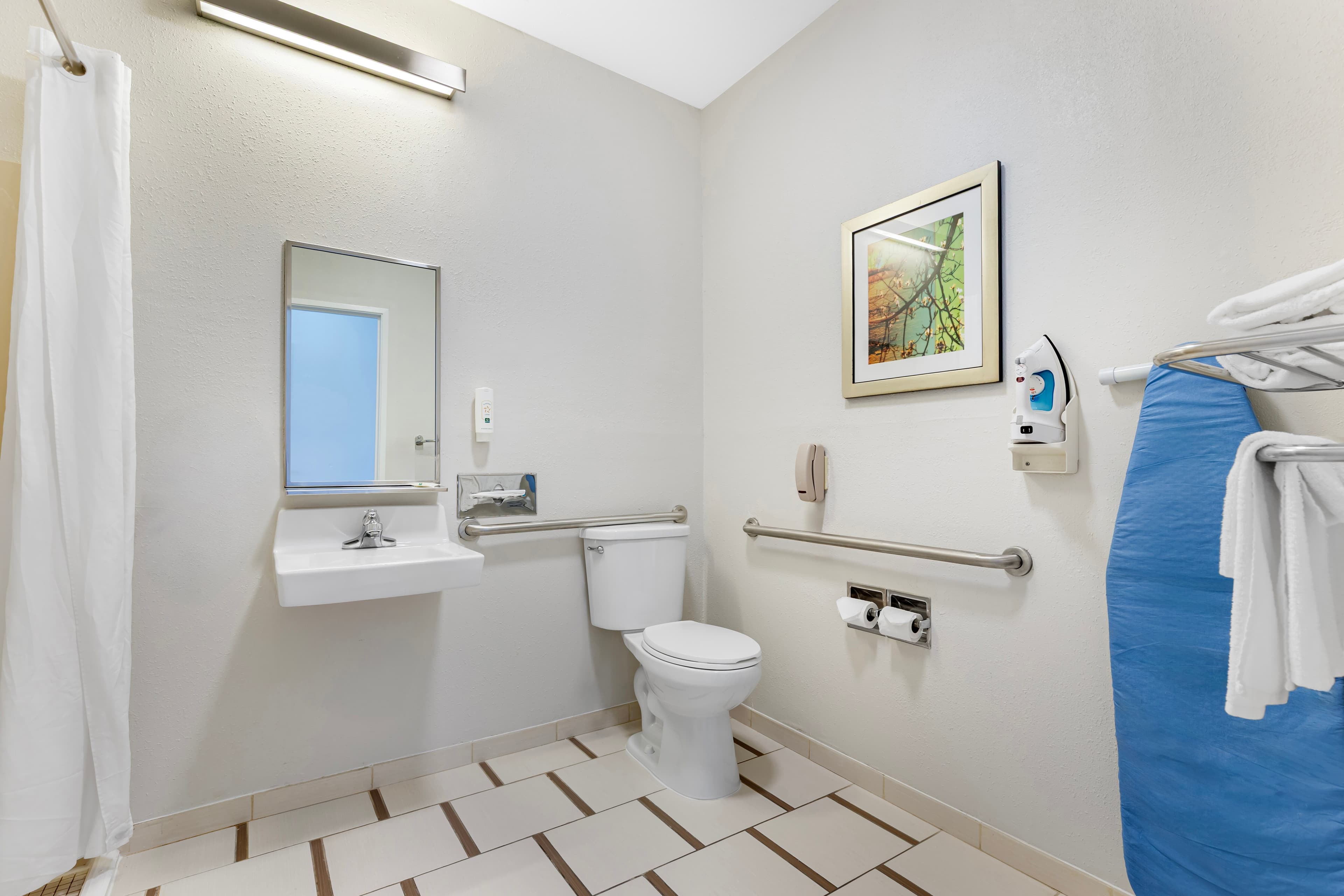Quality Inn & Suites Keokuk North — 13