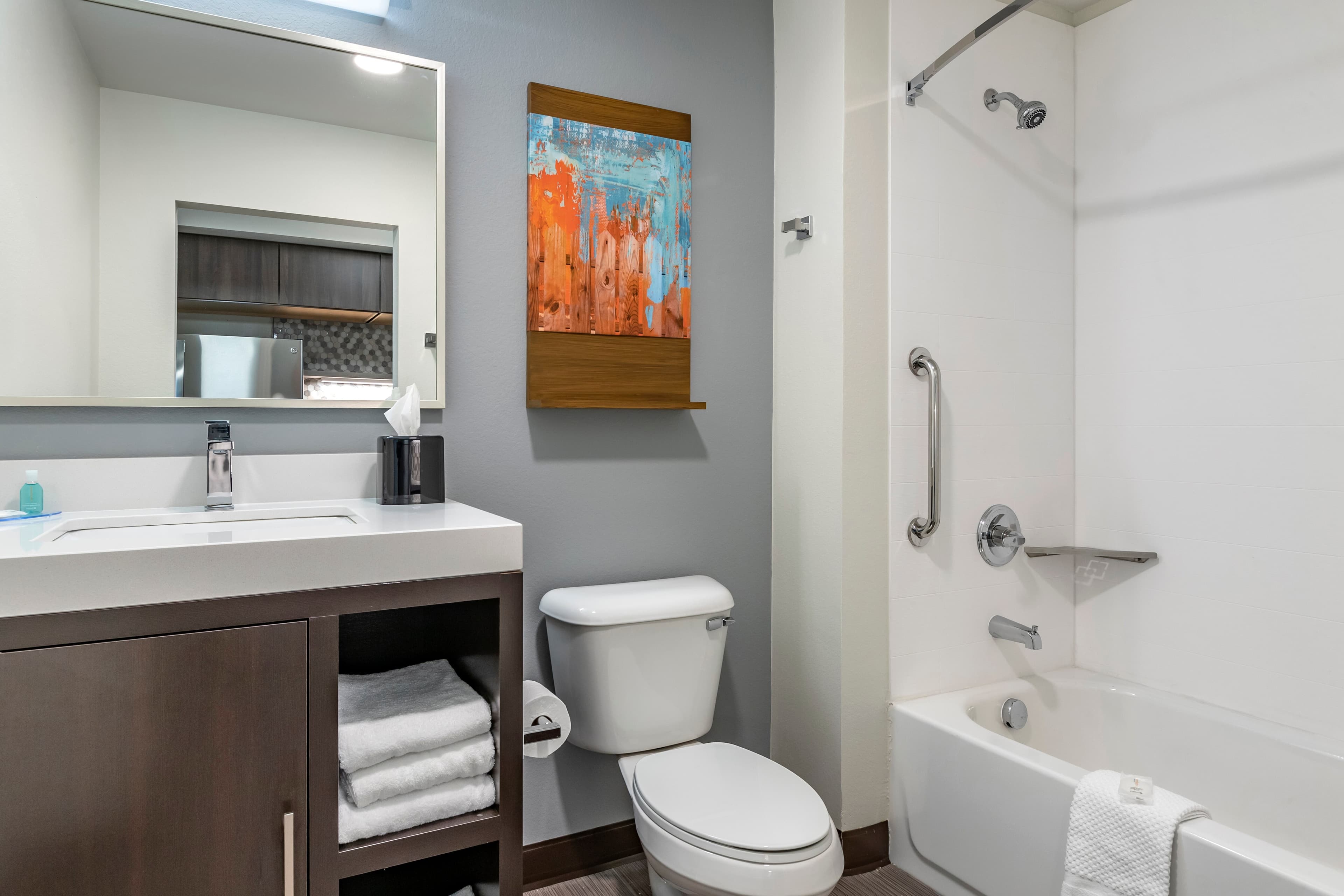 MainStay Suites Waukee-West Des Moines — 10