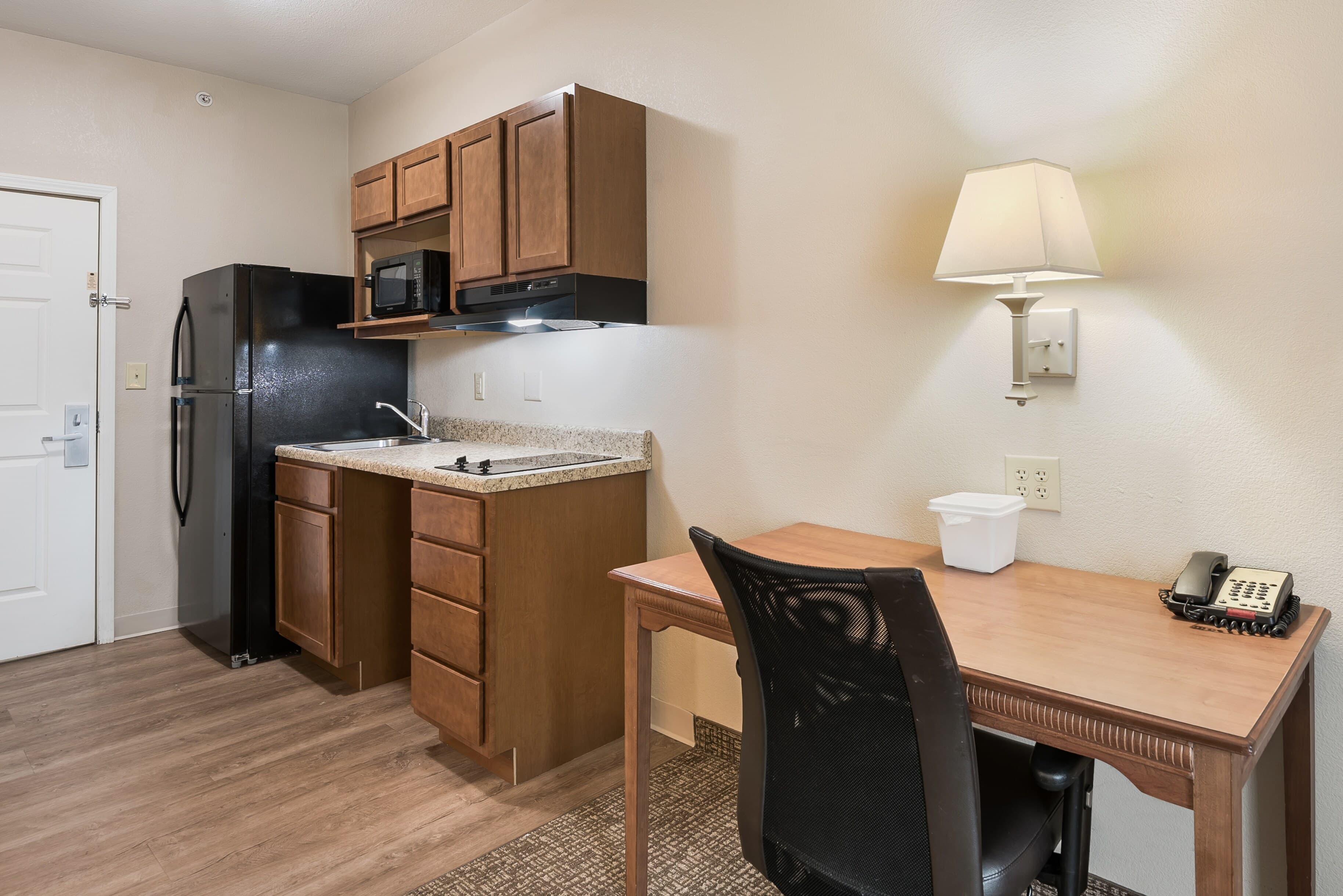 Suburban Studios Waterloo - Image 1