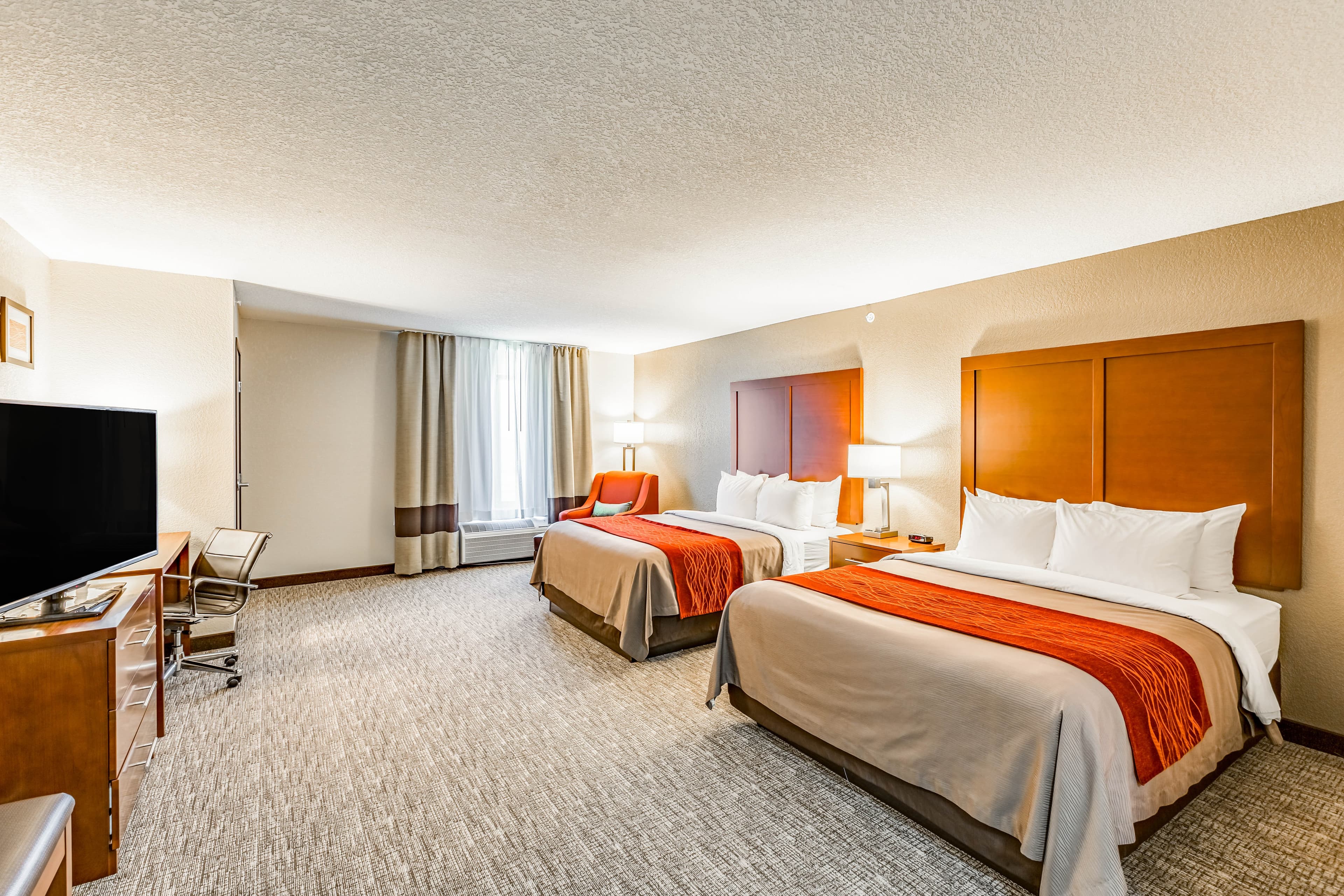 Comfort Inn Altoona-Des Moines - Image 5