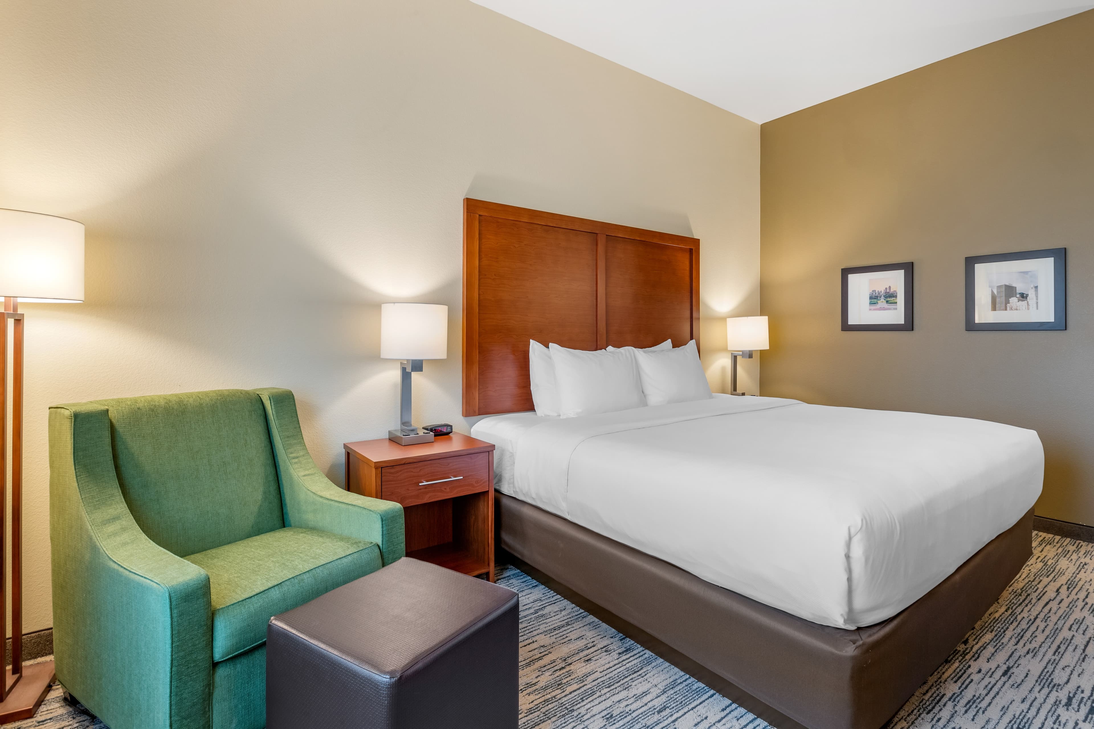 Comfort Inn & Suites West Des Moines — 3