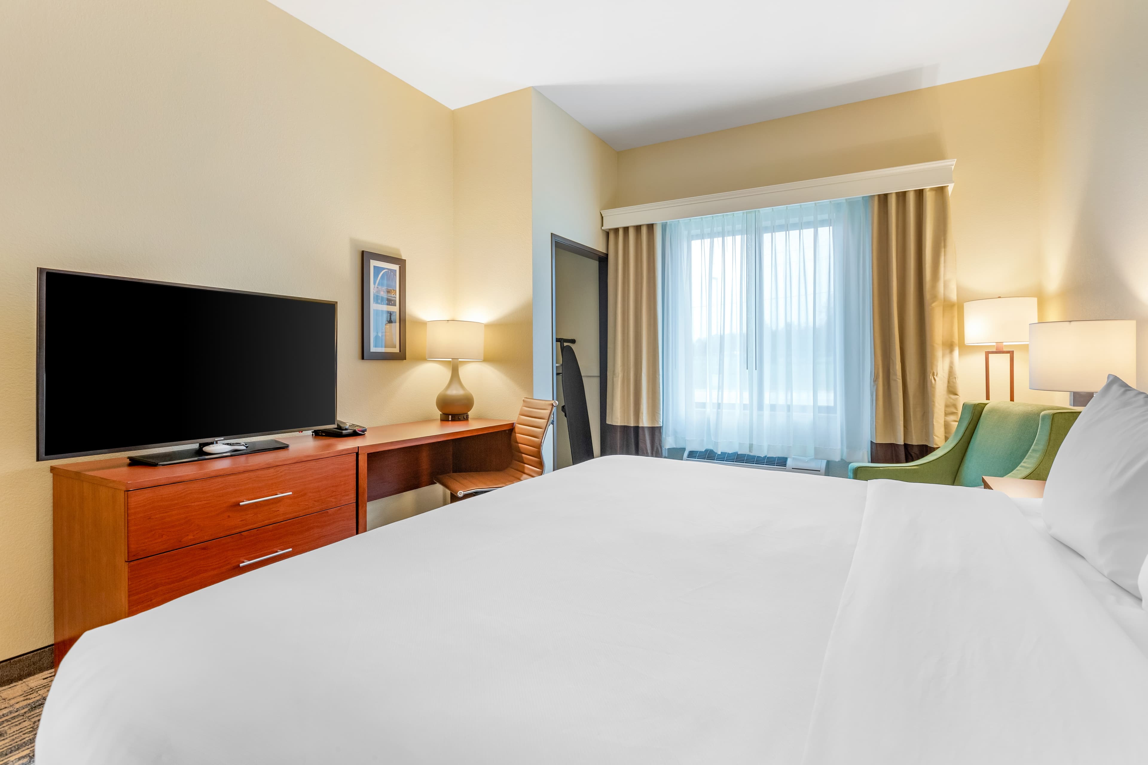 Comfort Inn & Suites West Des Moines — 5