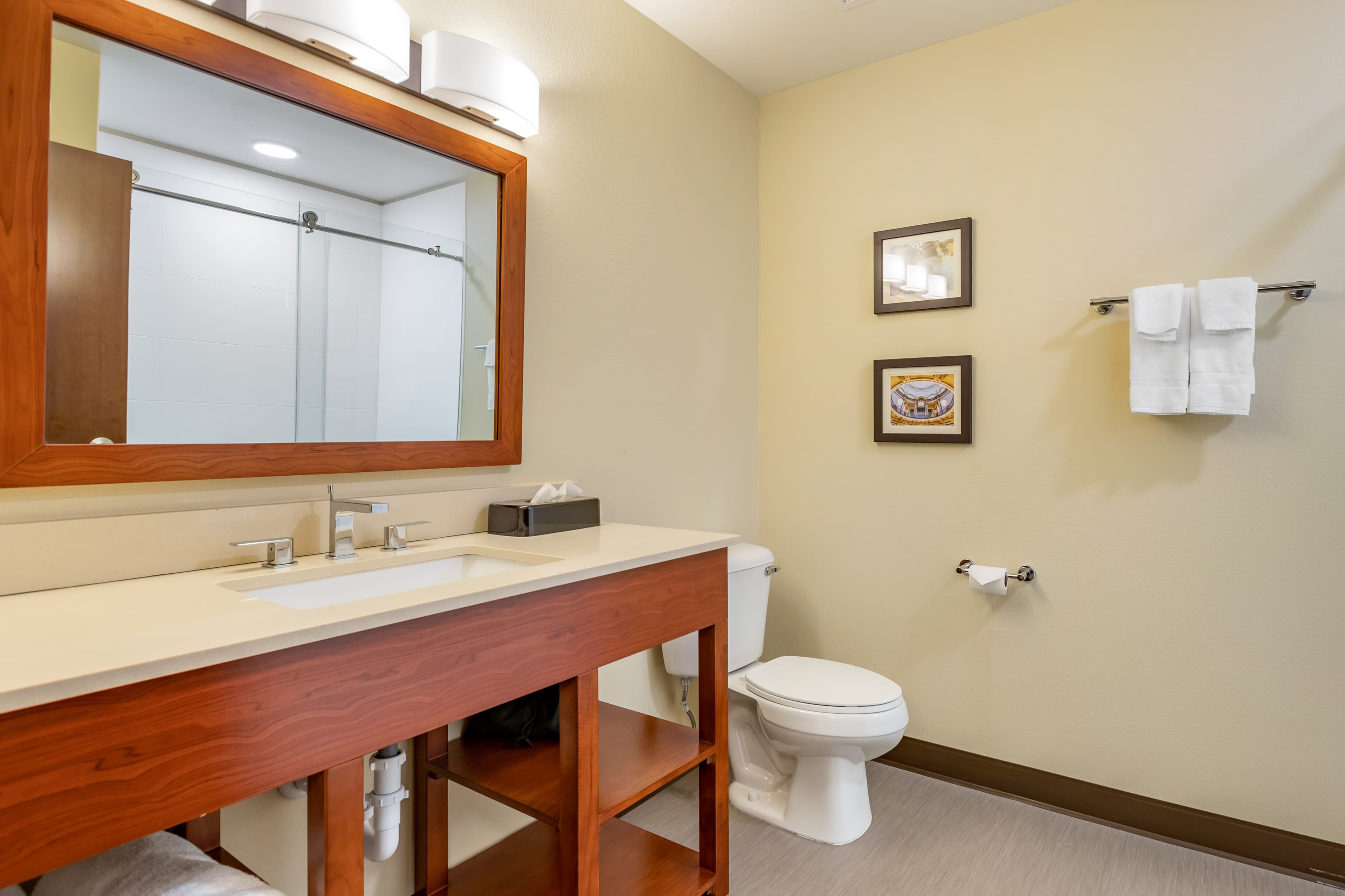 Comfort Inn & Suites West Des Moines — 29