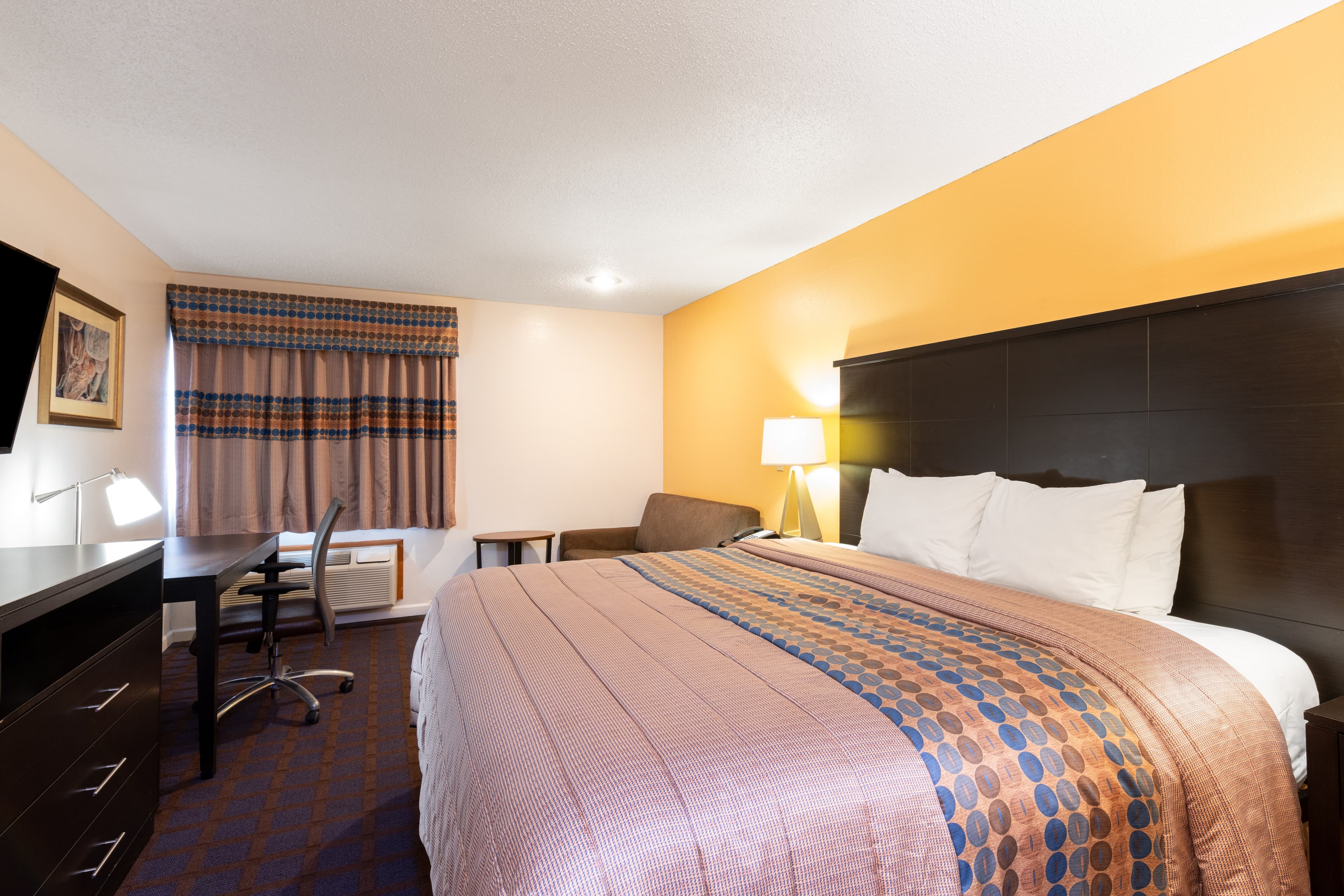 Rodeway Inn Red Oak — 6
