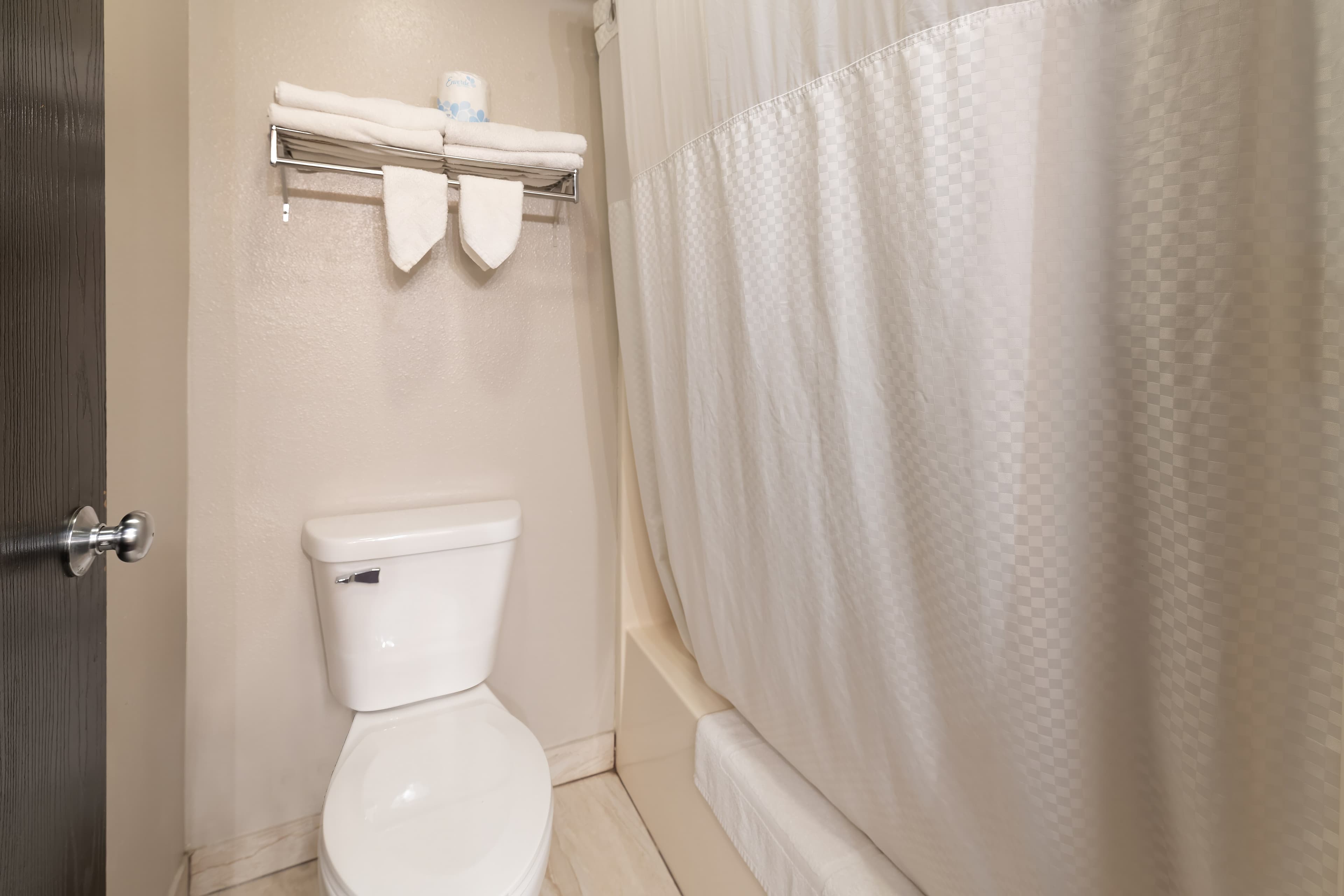 Rodeway Inn Red Oak — 14