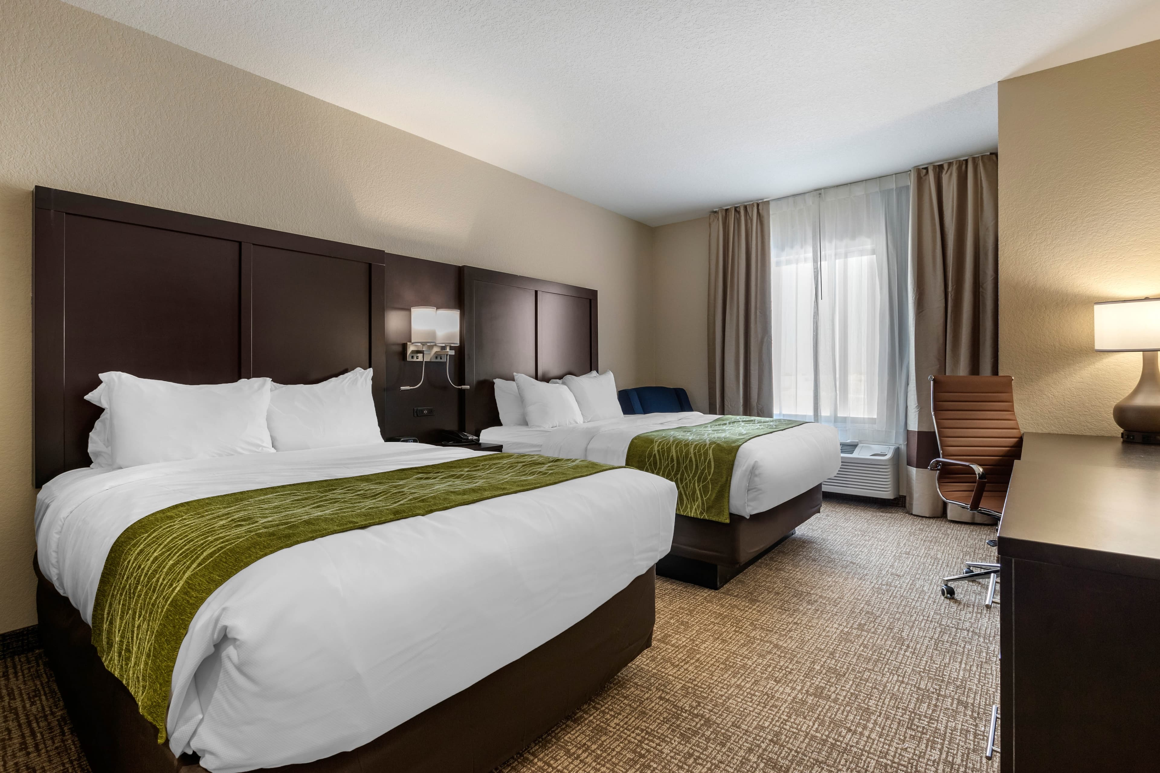 Comfort Inn & Suites Cedar Rapids CID Eastern Iowa Airport — 12
