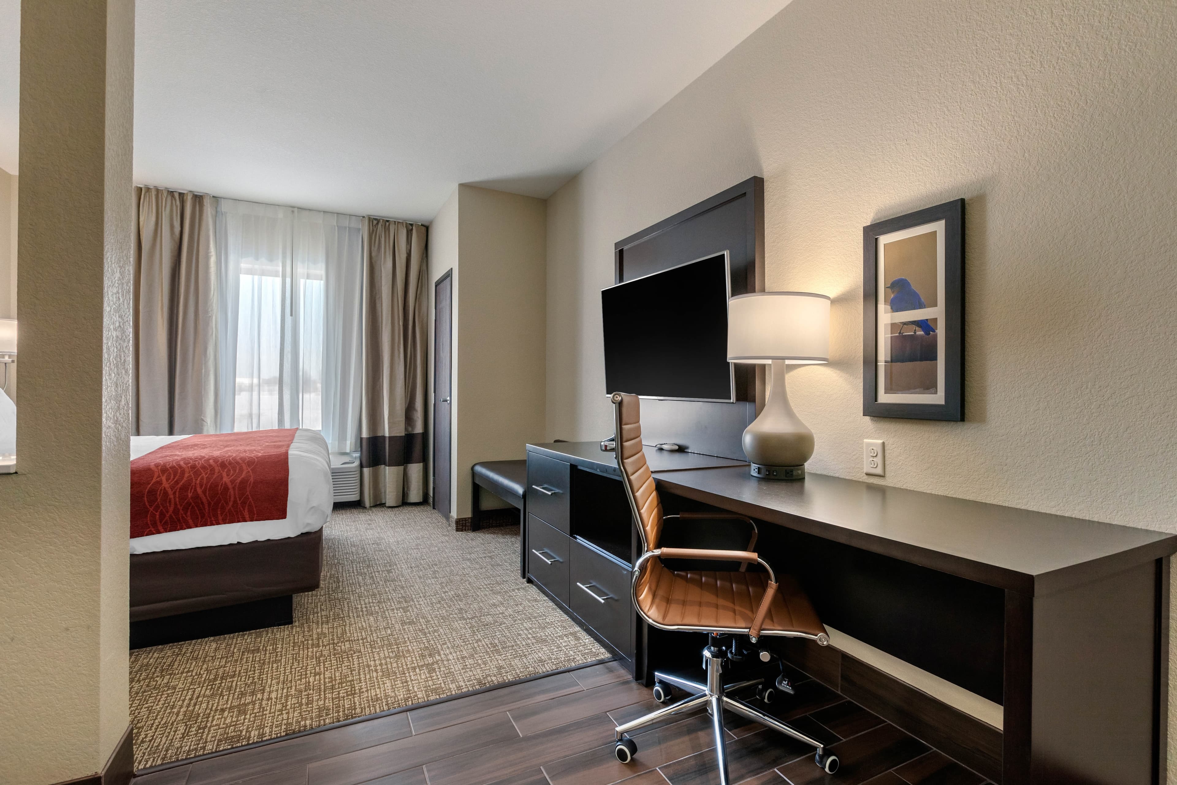 Comfort Inn & Suites Cedar Rapids CID Eastern Iowa Airport — 36