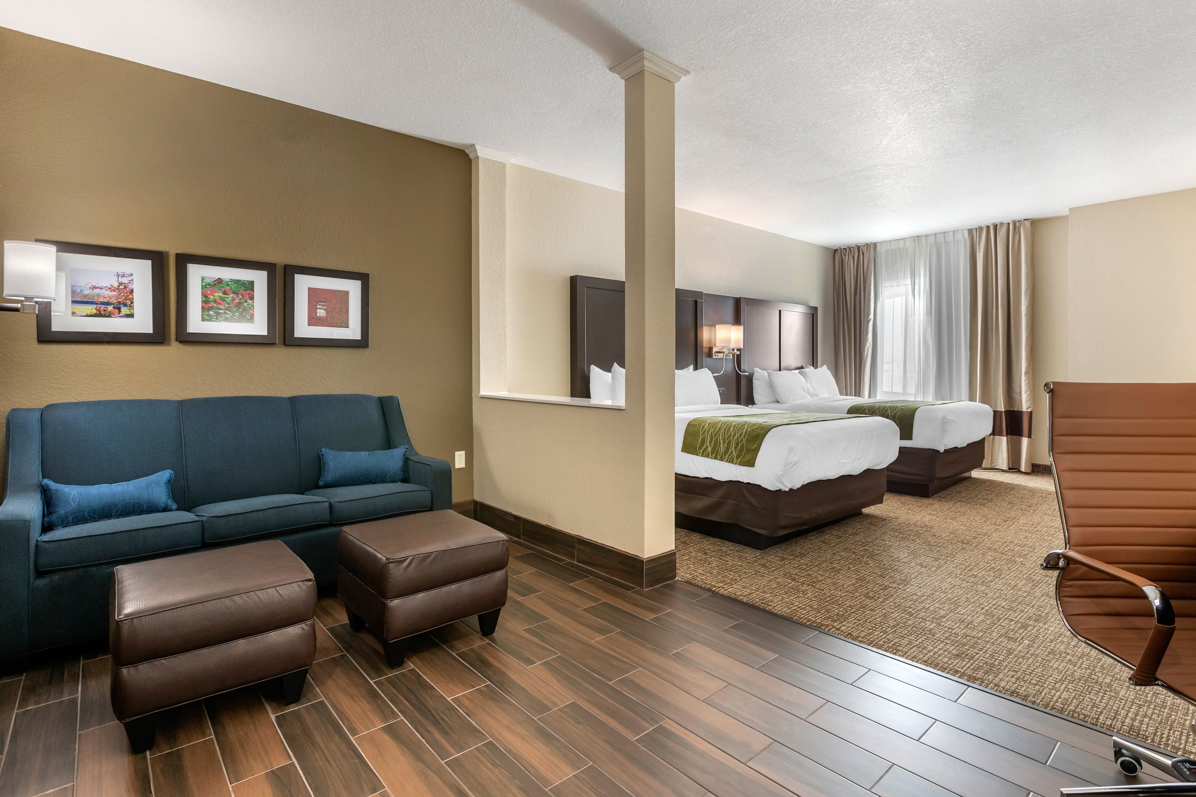 Comfort Inn & Suites Cedar Rapids CID Eastern Iowa Airport — 40