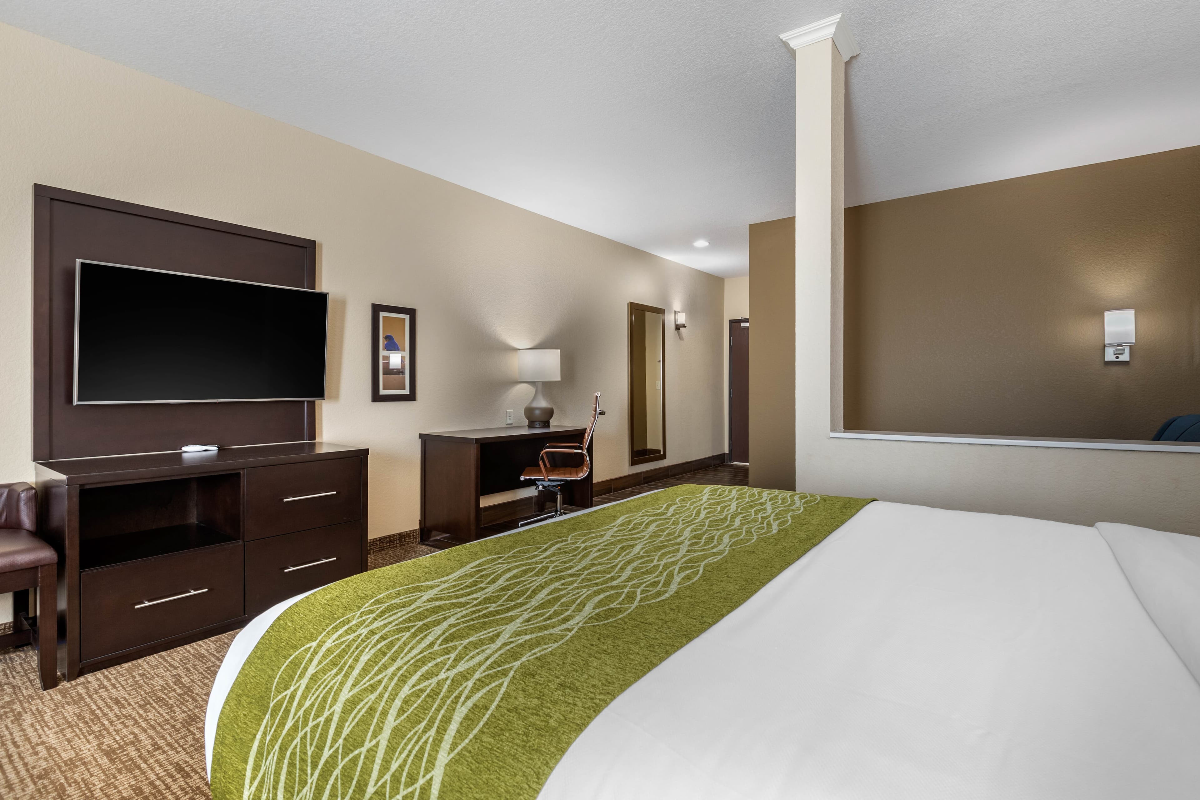 Comfort Inn & Suites Cedar Rapids CID Eastern Iowa Airport — 43