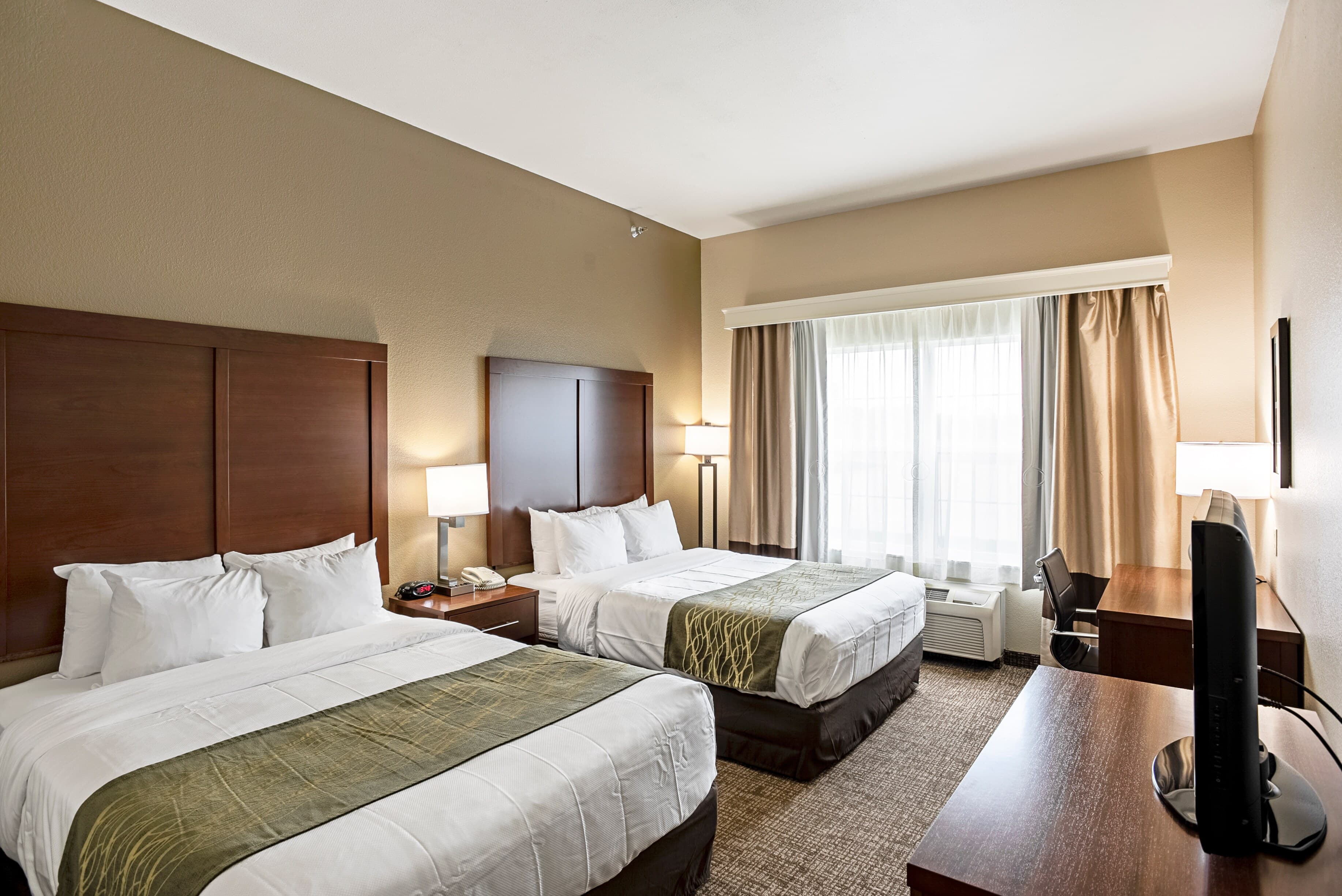 Comfort Inn & Suites Independence — 8
