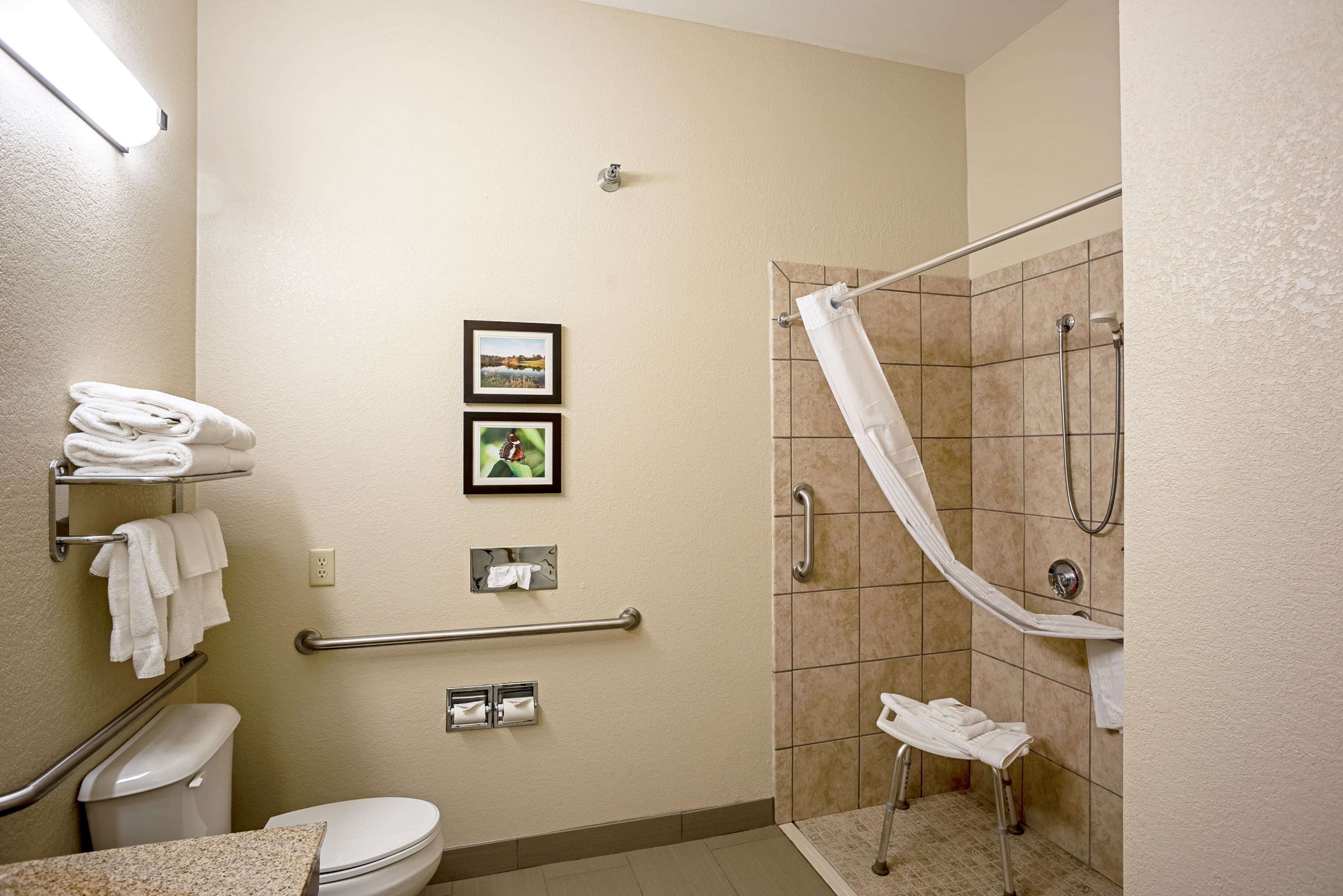 Comfort Inn & Suites Independence — 10
