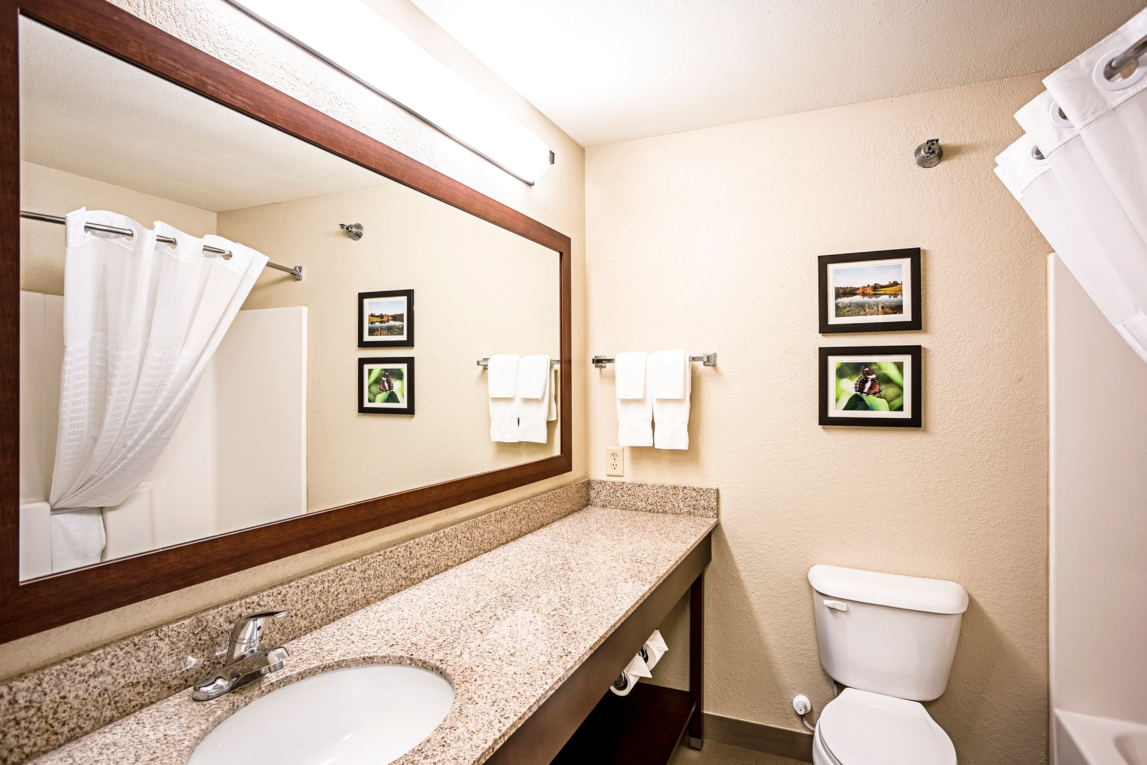 Comfort Inn & Suites Independence — 16