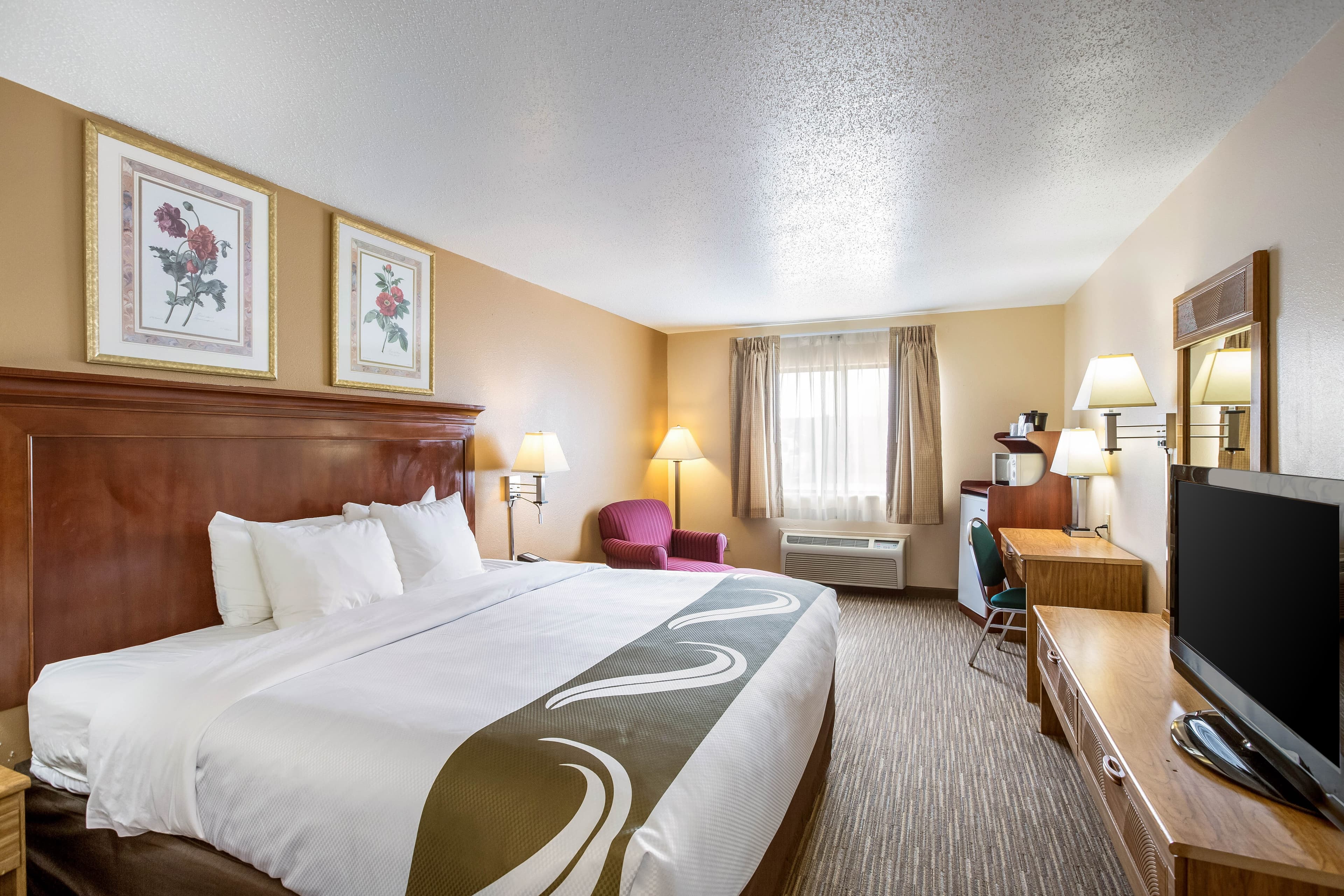Quality Inn - Storm Lake - Image 2