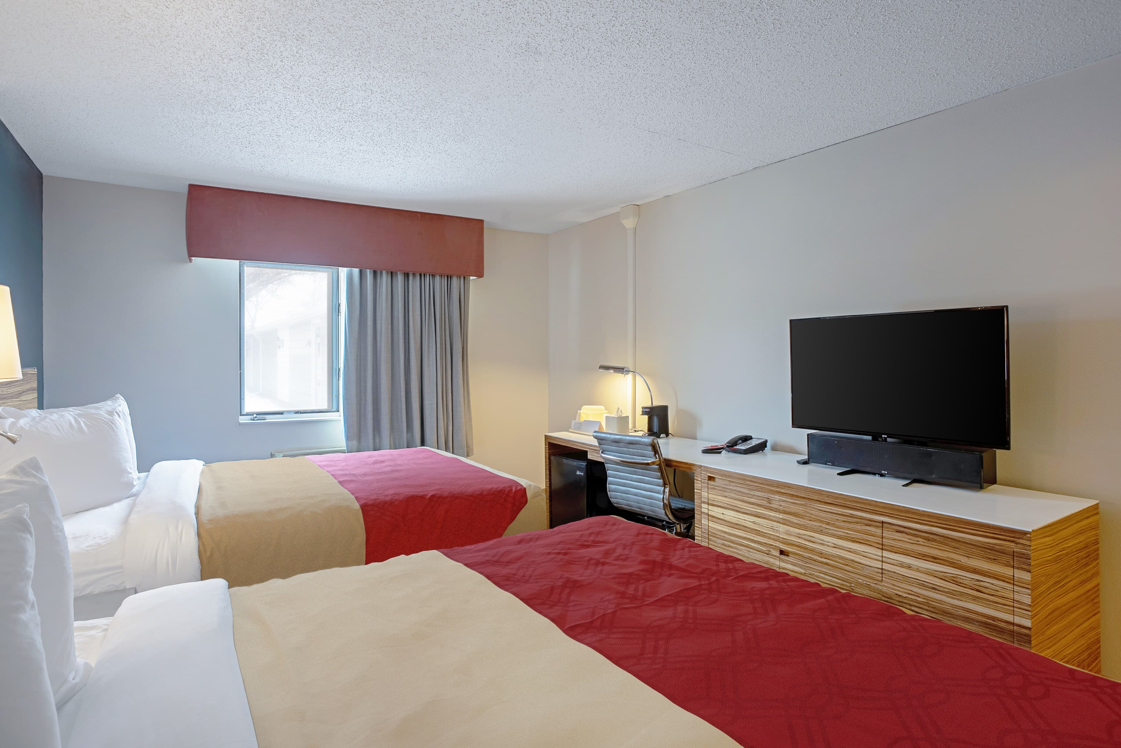 Quality Inn Frontier at U.S. Hwy 30 — 12