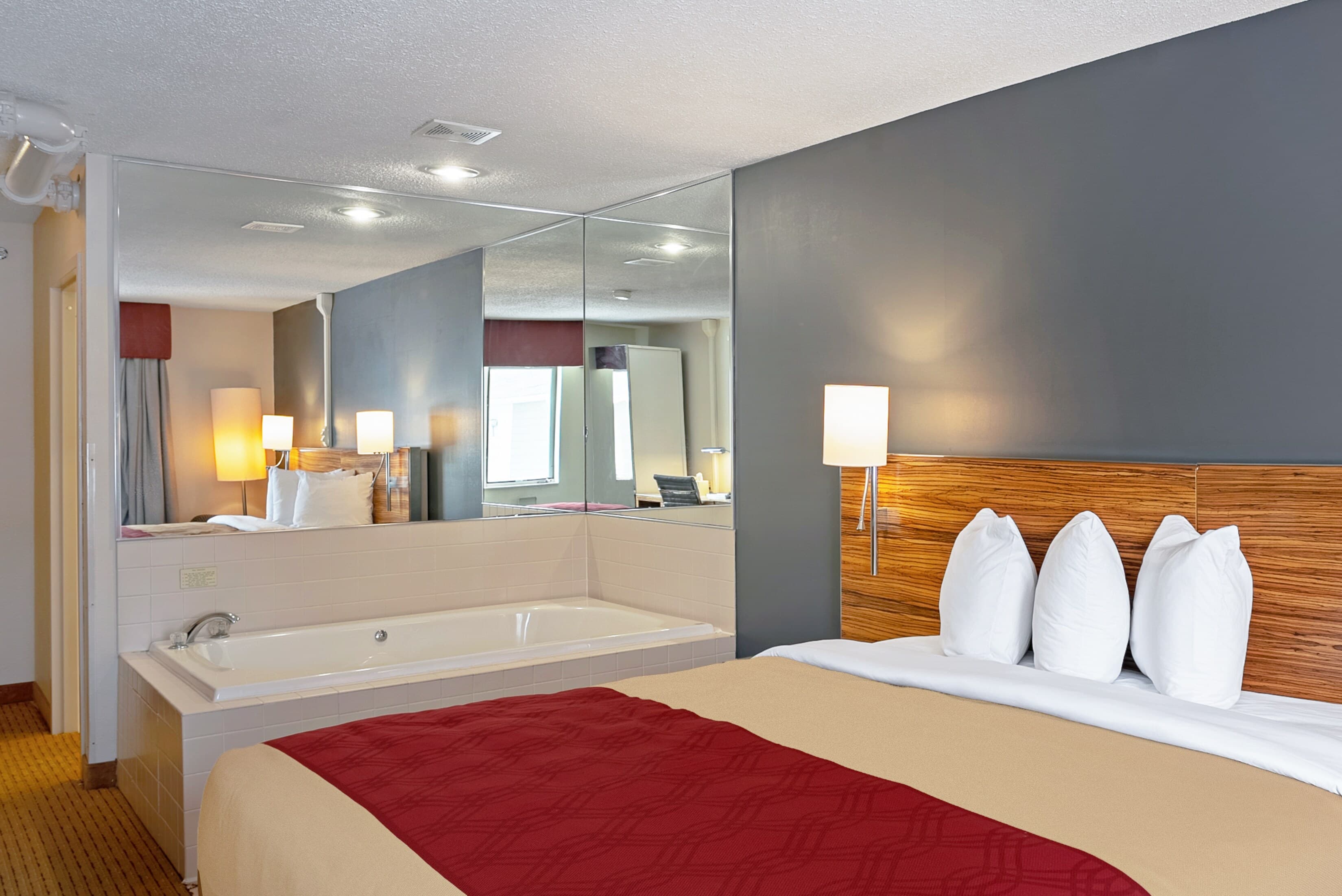 Quality Inn Frontier at U.S. Hwy 30 — 28