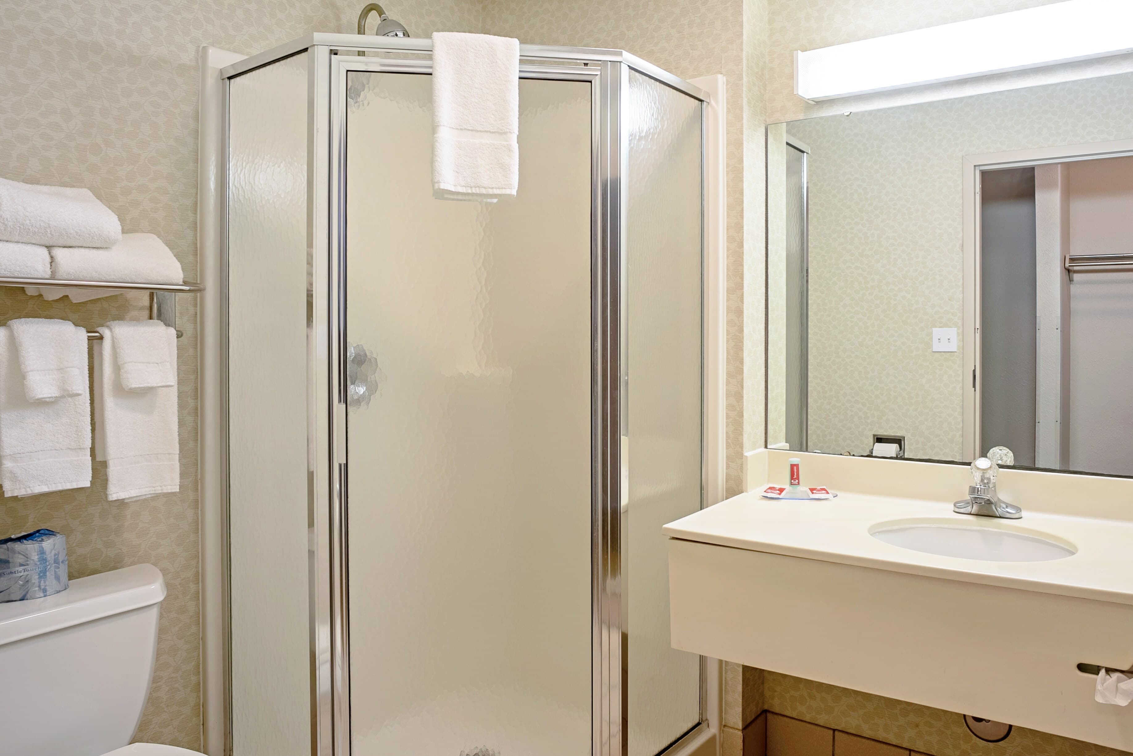 Quality Inn Frontier at U.S. Hwy 30 — 29