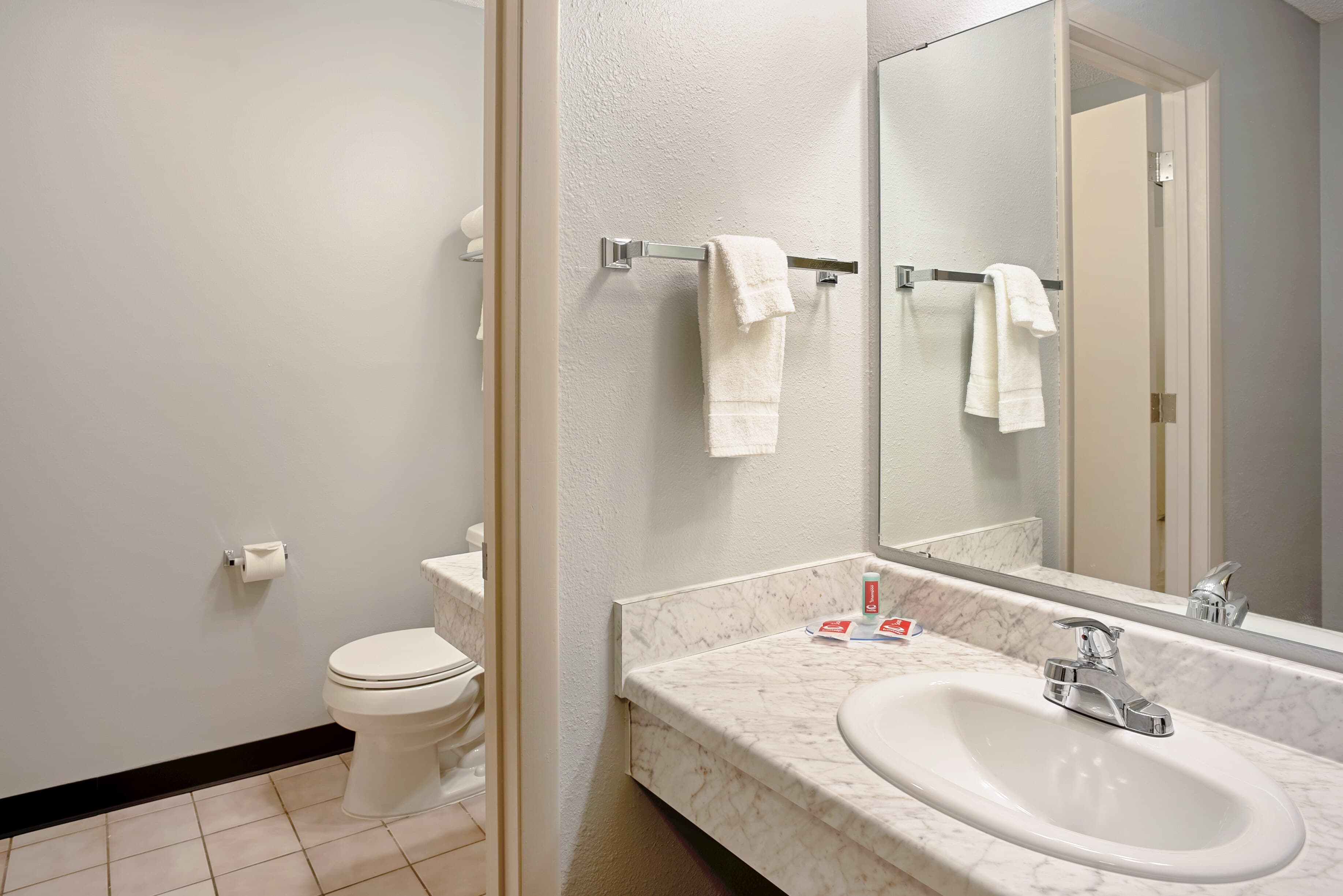 Quality Inn Frontier at U.S. Hwy 30 — 25