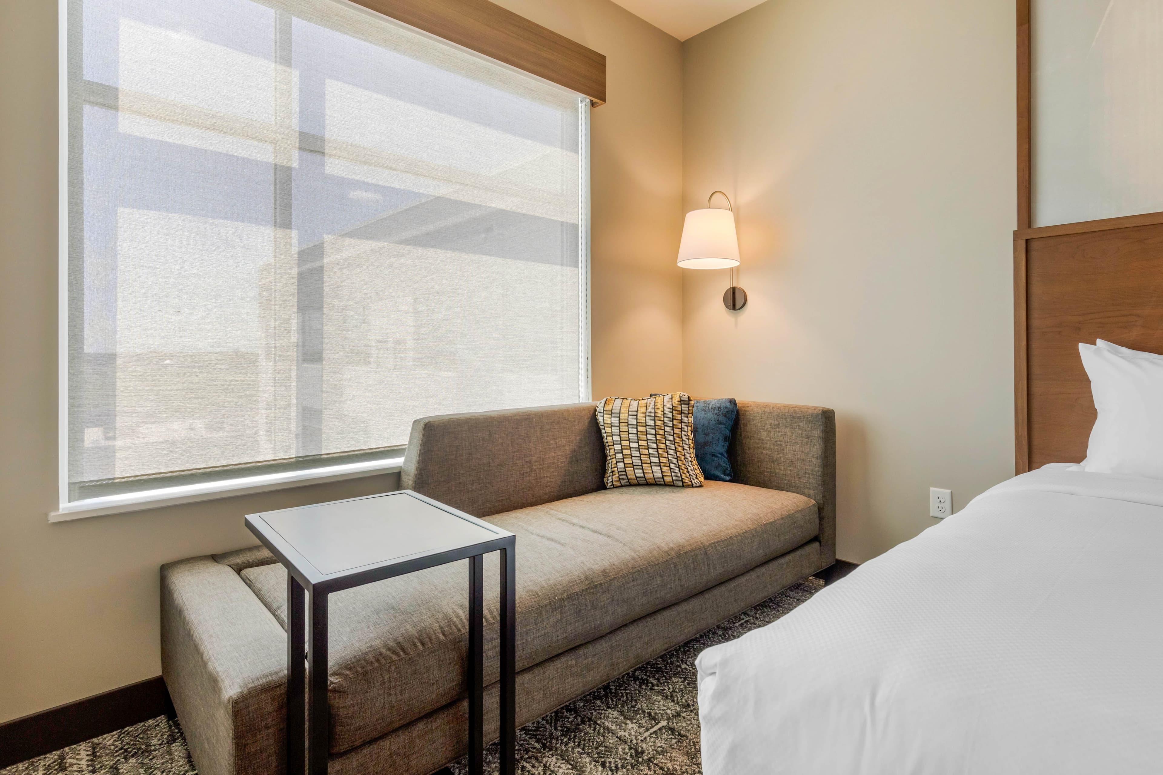 Cambria Hotel Davenport Quad Cities — 11
