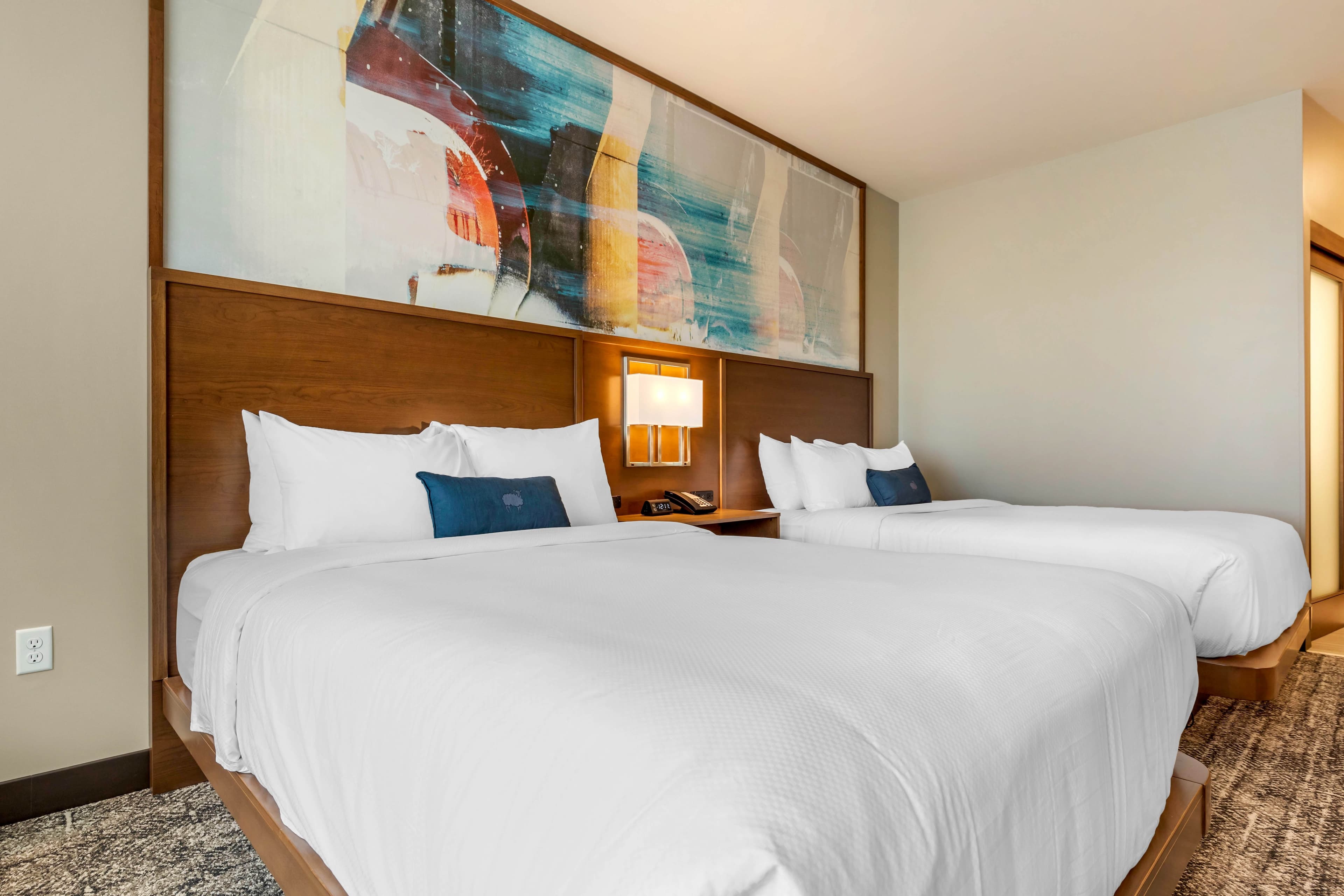 Cambria Hotel Davenport Quad Cities — 12