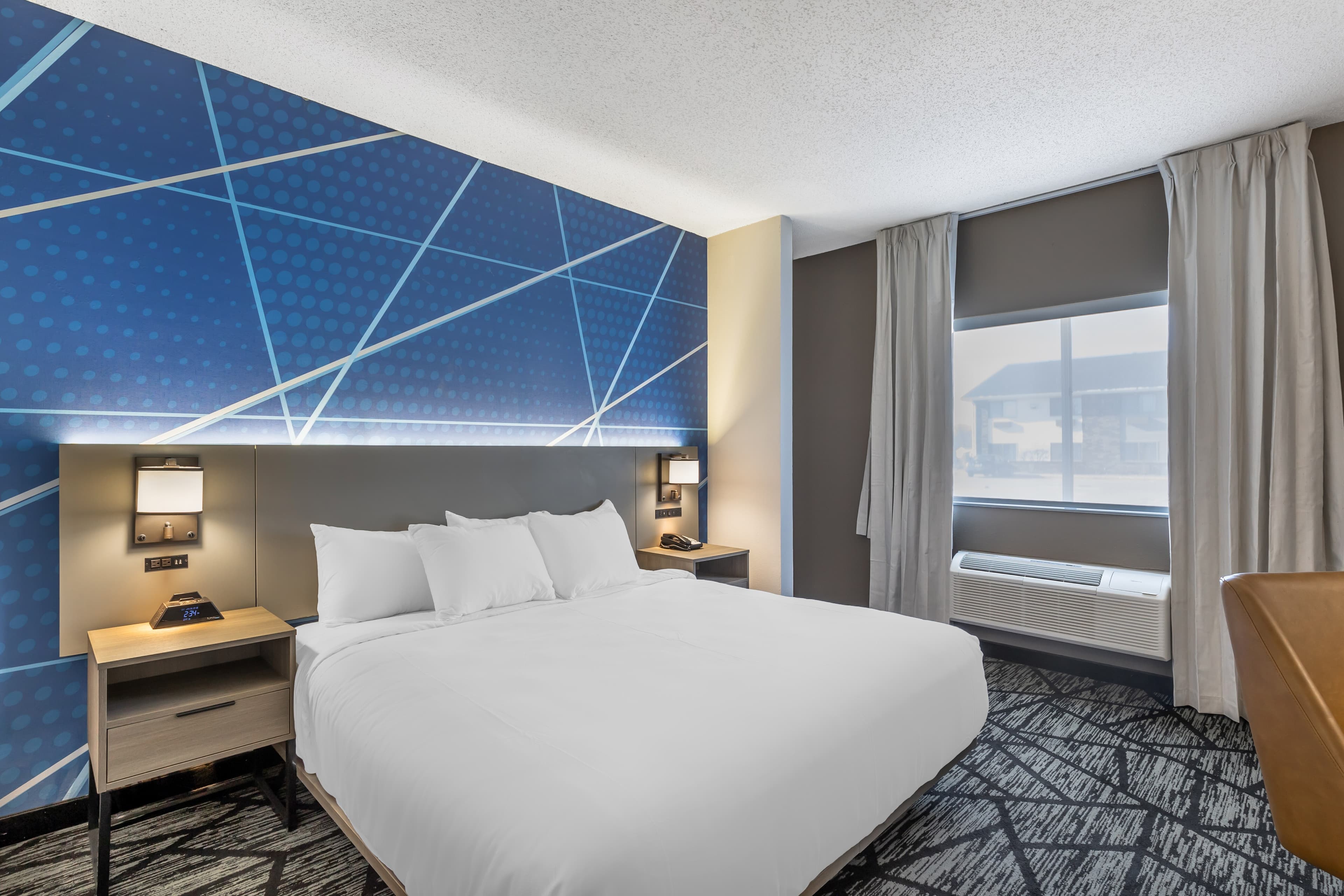 Comfort Inn Davenport East - Bettendorf - Image 3