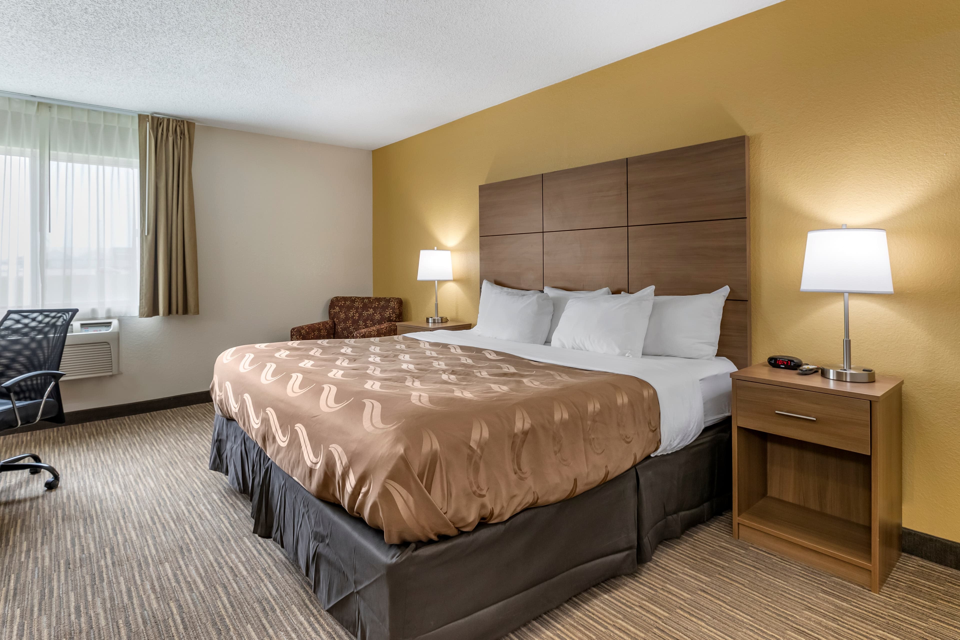 Quality Inn Creston - Image 2
