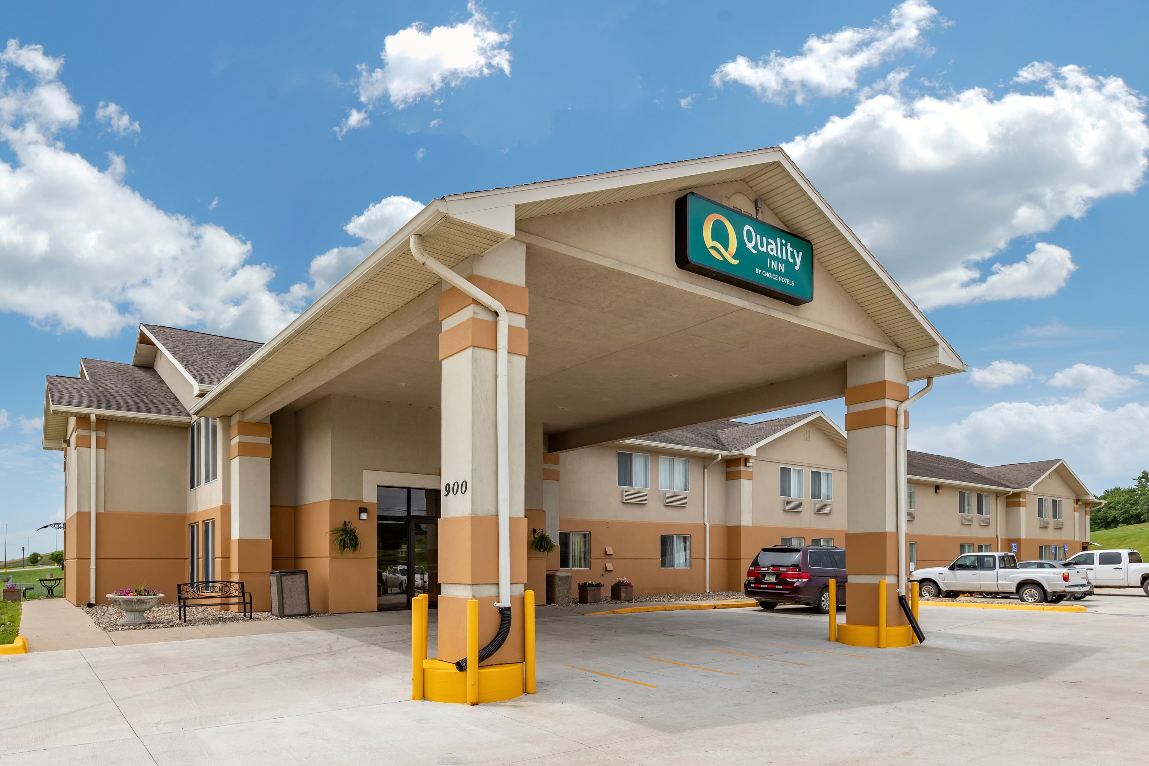 Quality Inn Creston - Image 1