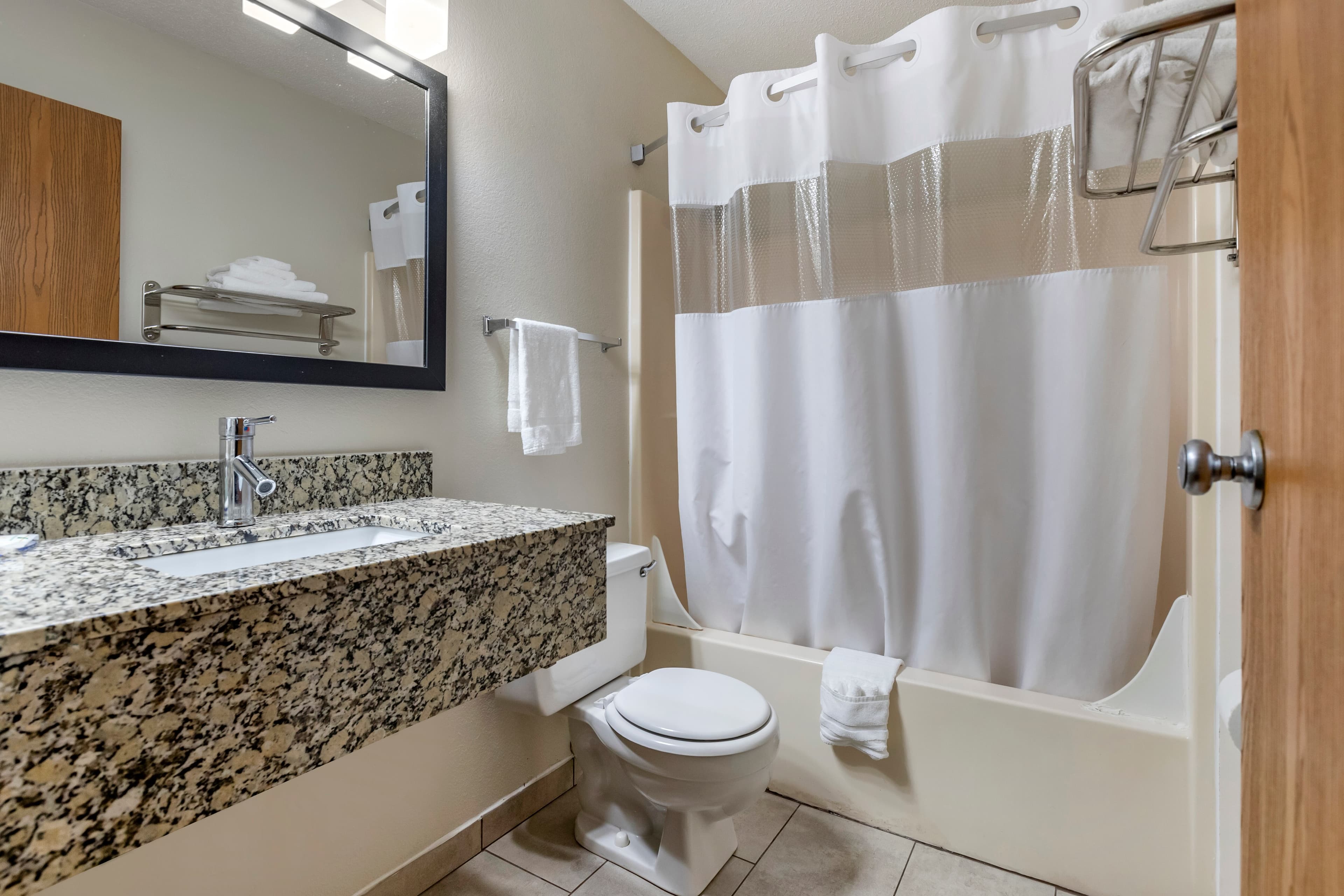 Quality Inn Creston — 9
