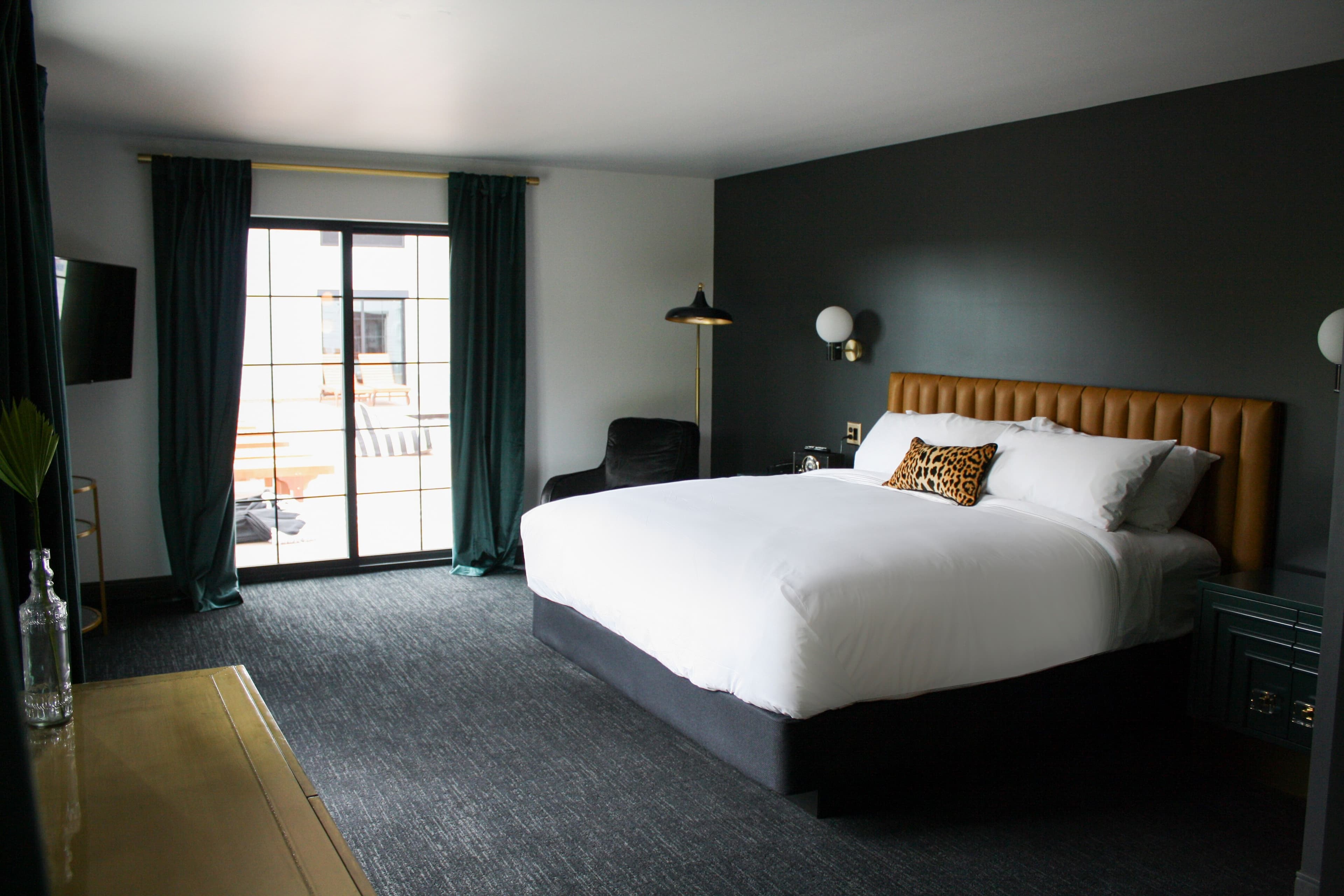 The Inn Hotel Lake Okoboji, an Ascend Collection Hotel - Image 2