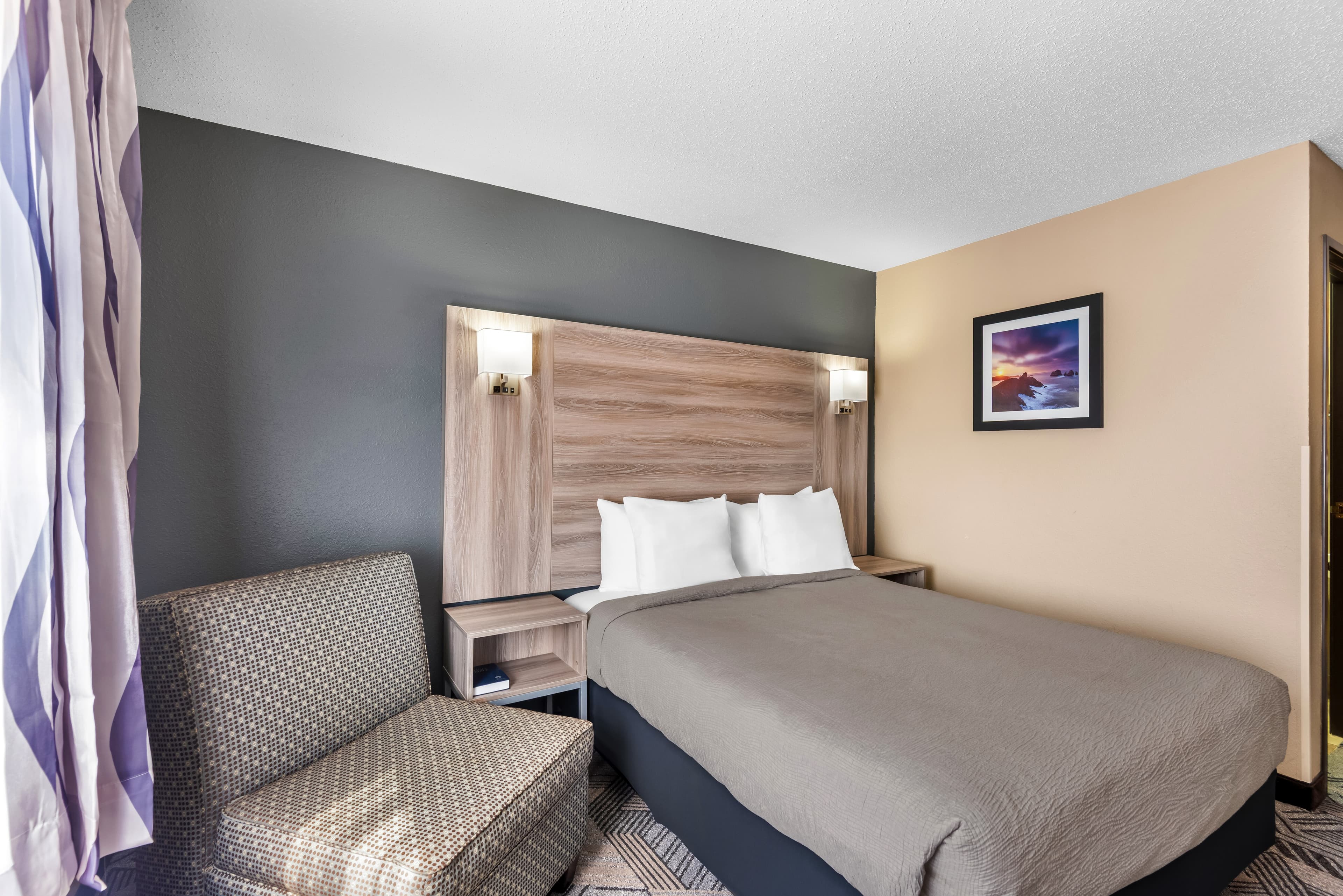 Quality Inn Fairfield — 8