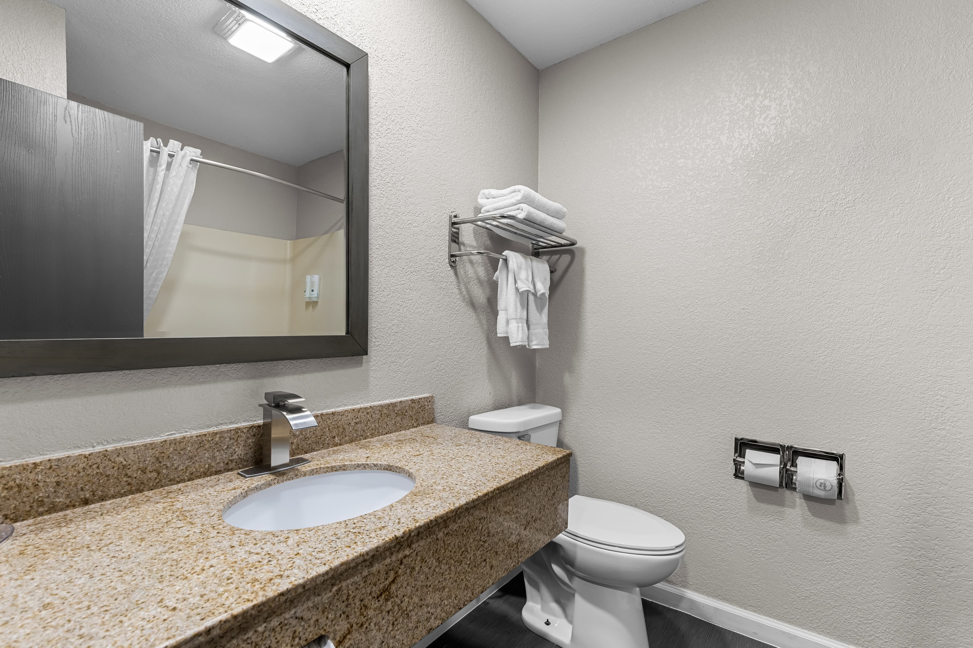 Quality Inn Oskaloosa — 6