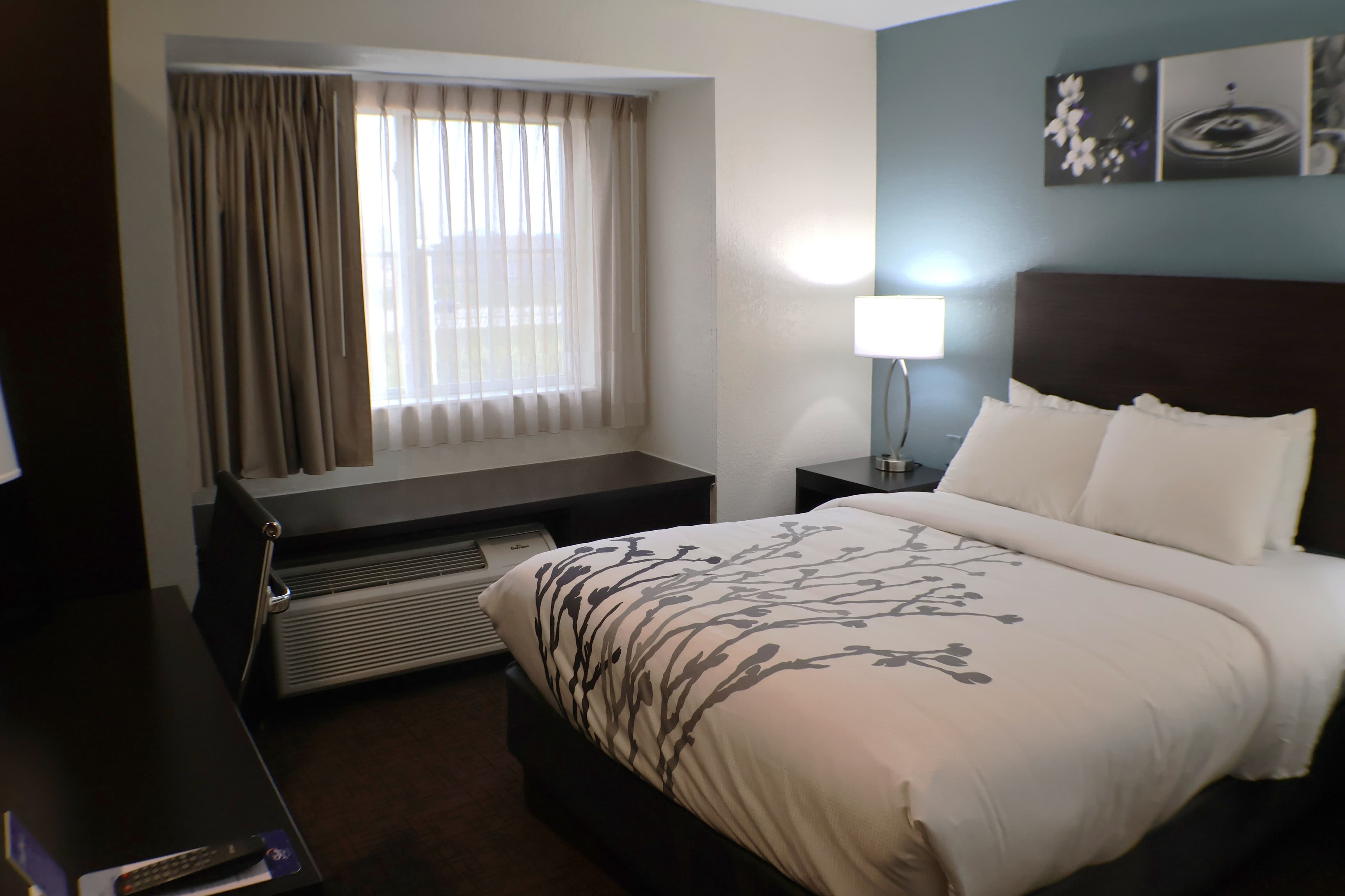 Sleep Inn Marion - Cedar Rapids - Image 2