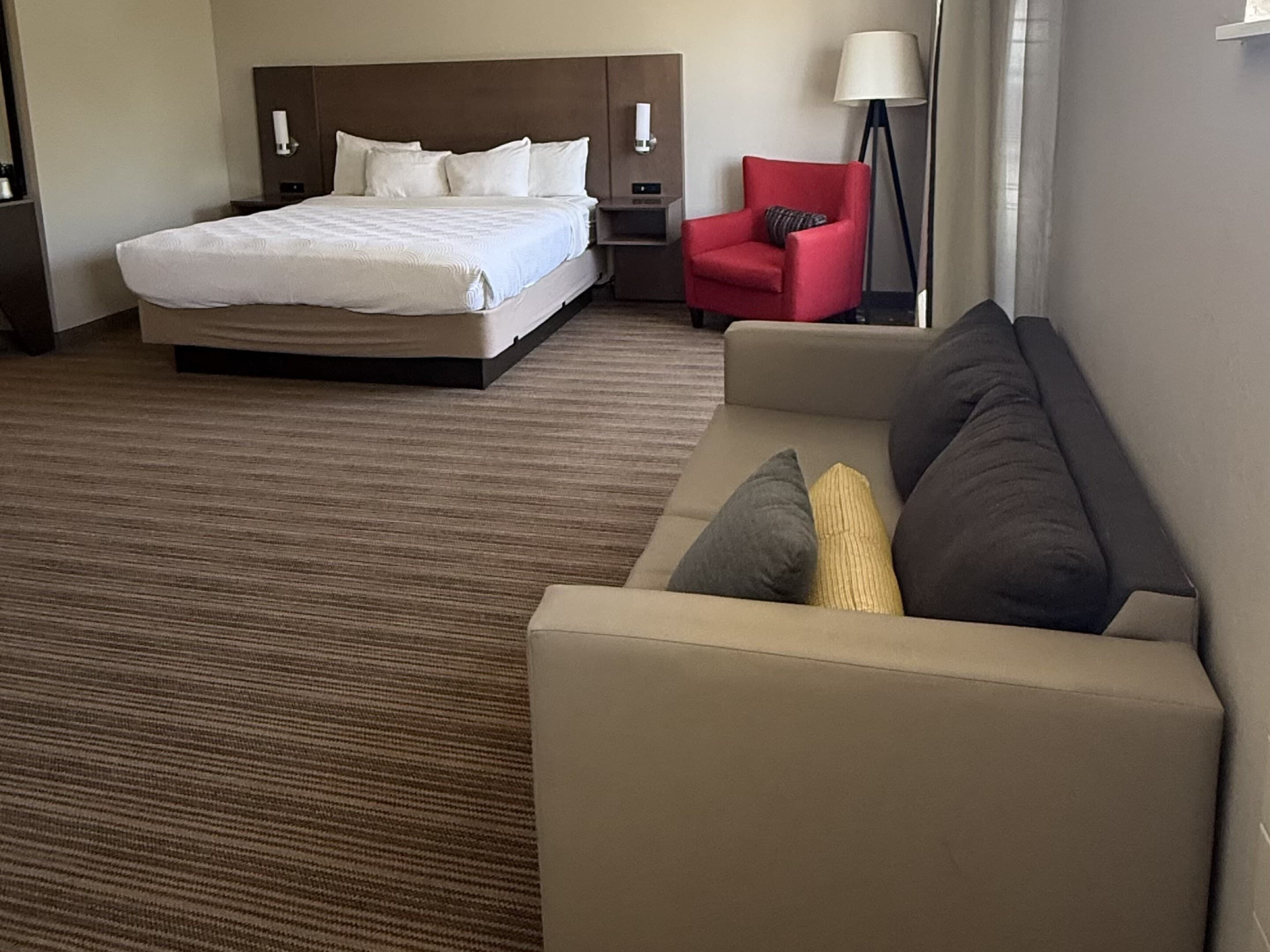 Country Inn & Suites by Radisson, Mason City, IA — 25
