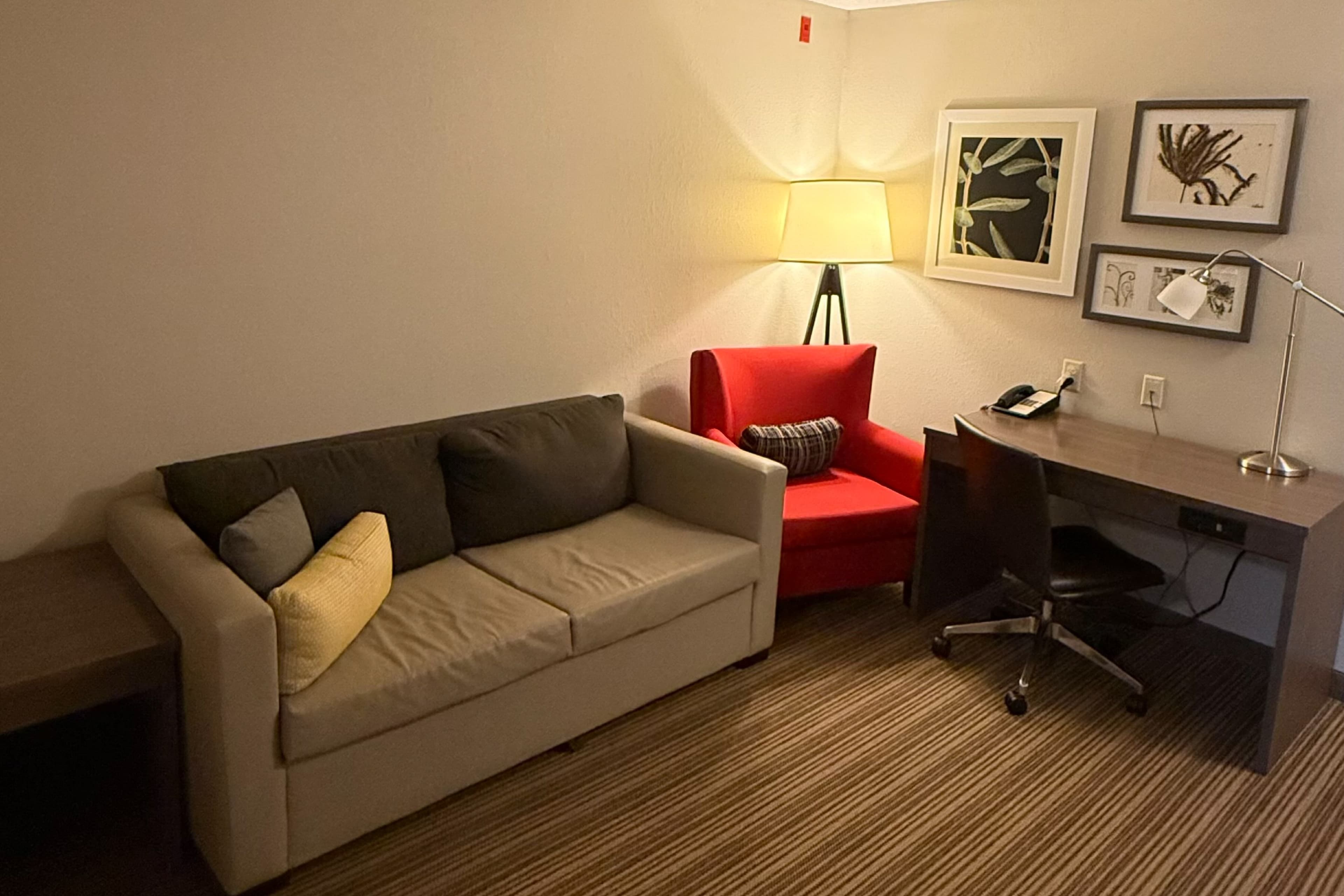 Country Inn & Suites by Radisson, Mason City, IA — 12