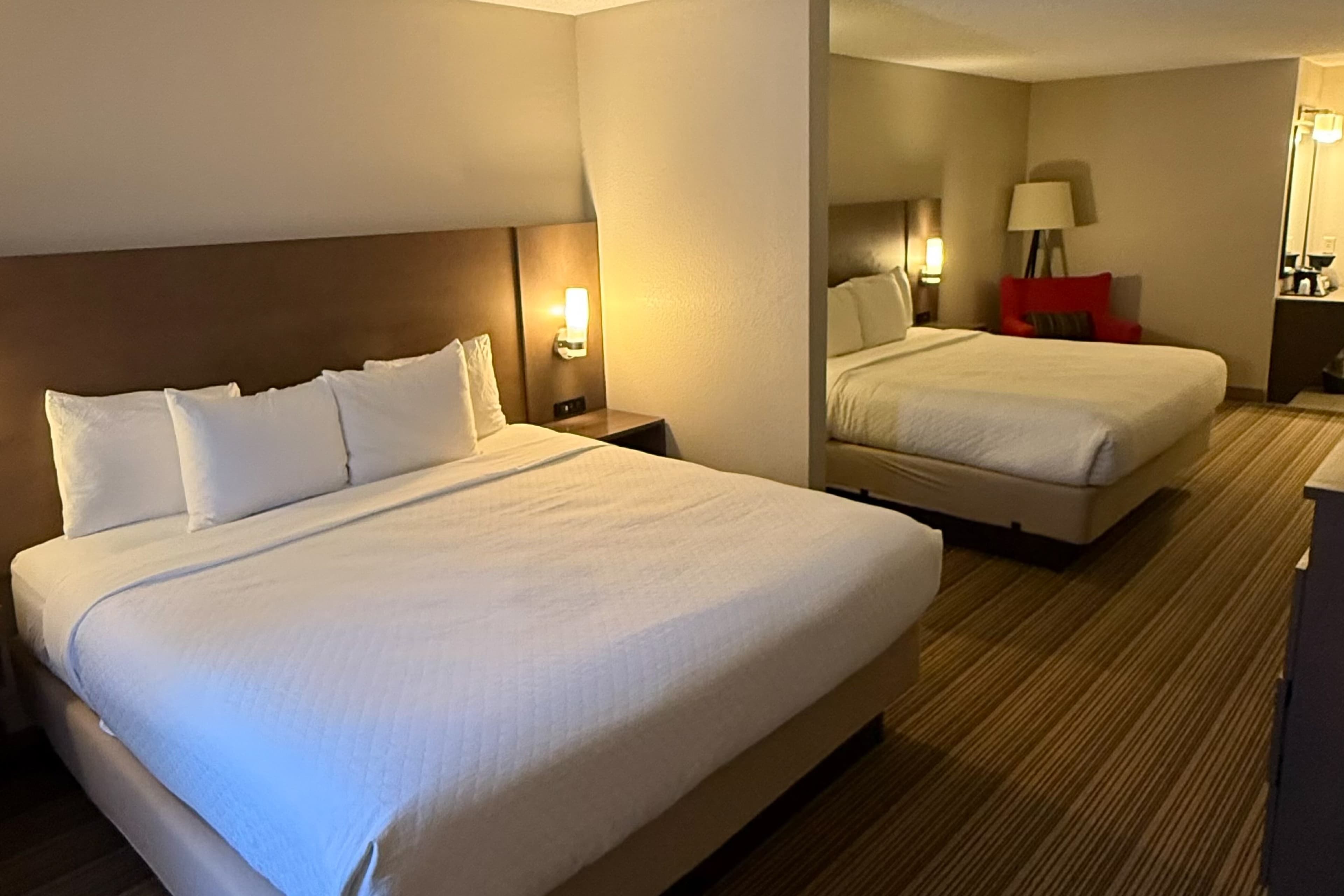 Country Inn & Suites by Radisson, Mason City, IA — 13