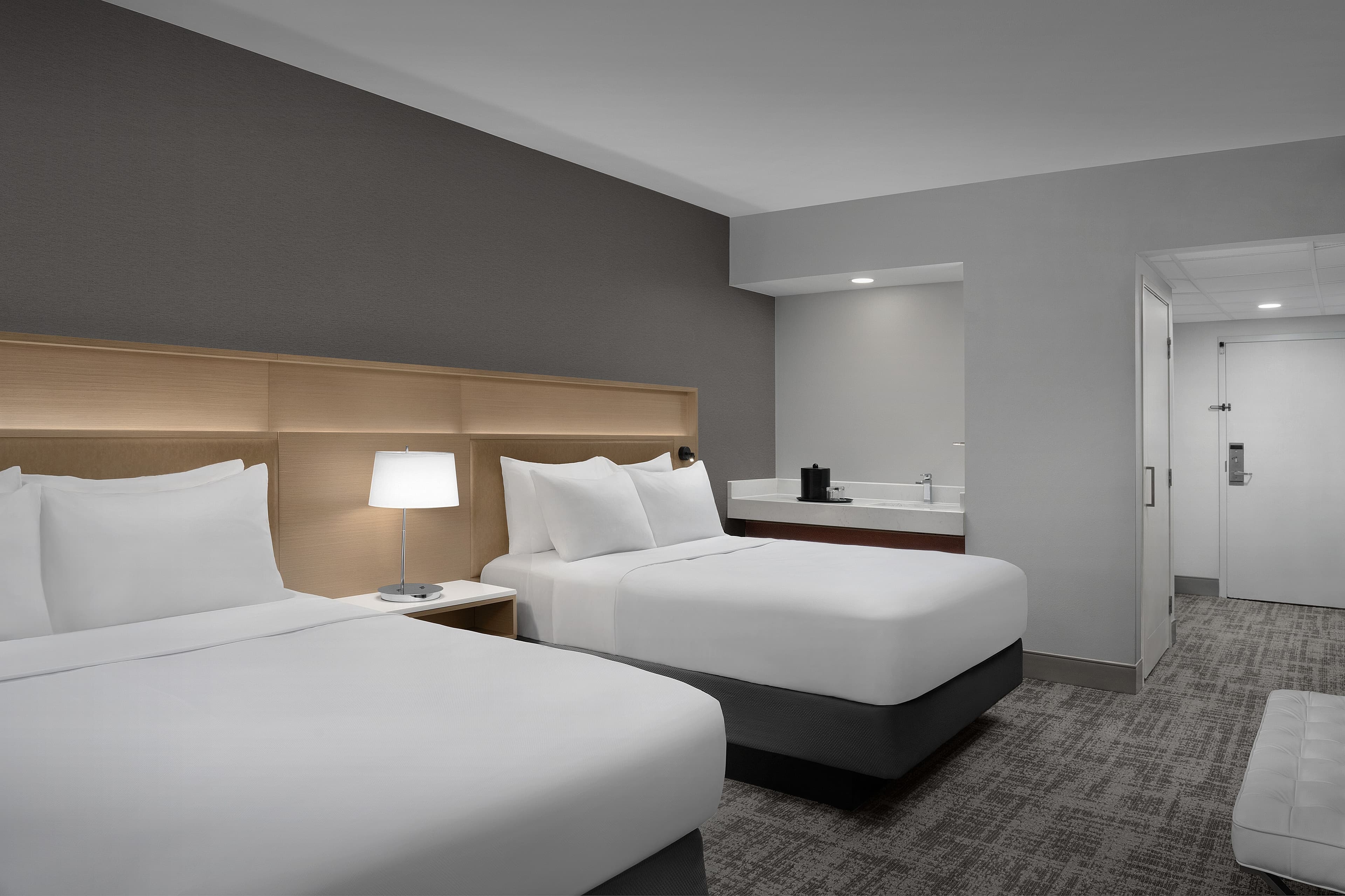 Radisson Hotel Cedar Rapids — 6