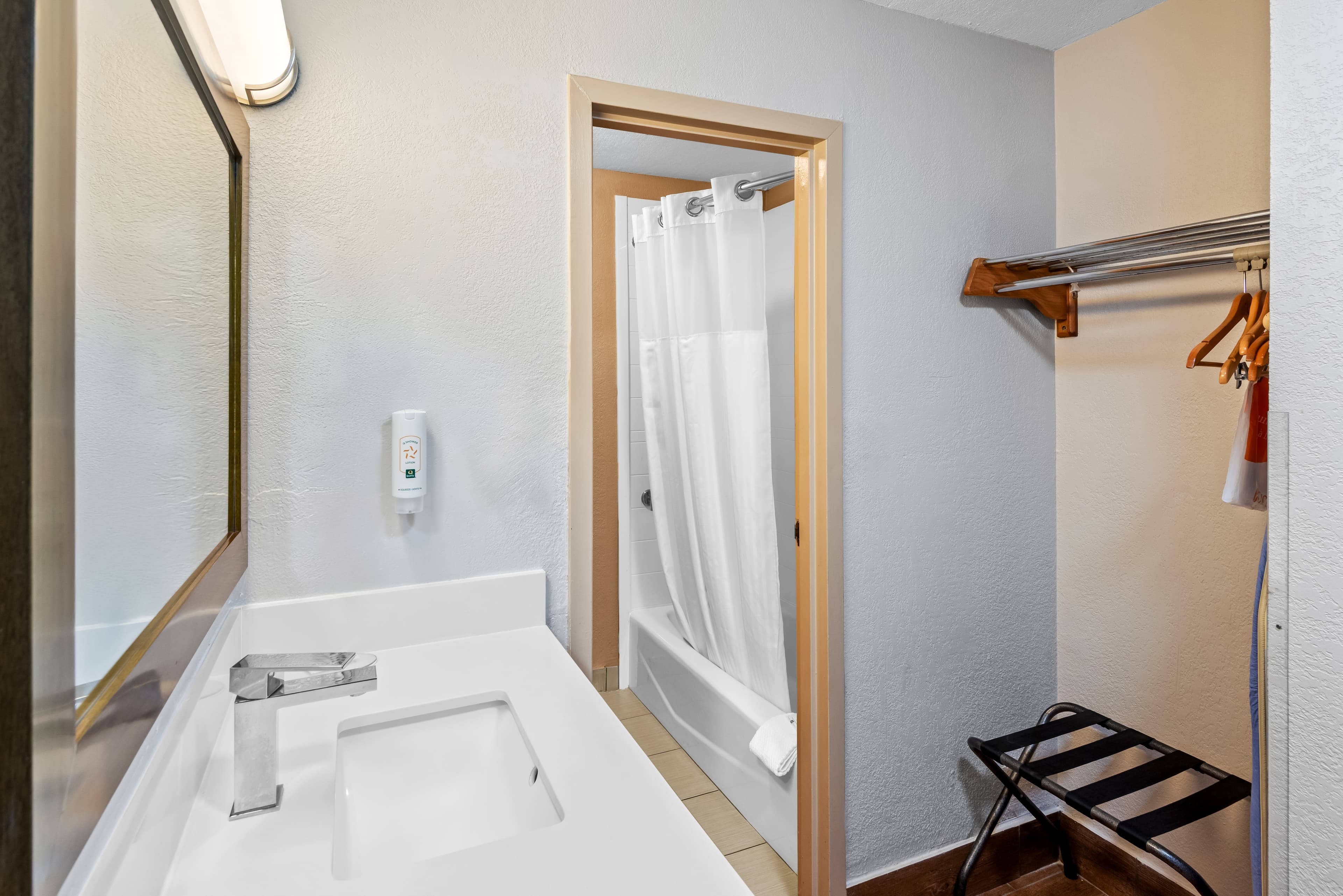 Quality Inn West Des Moines - Clive — 6