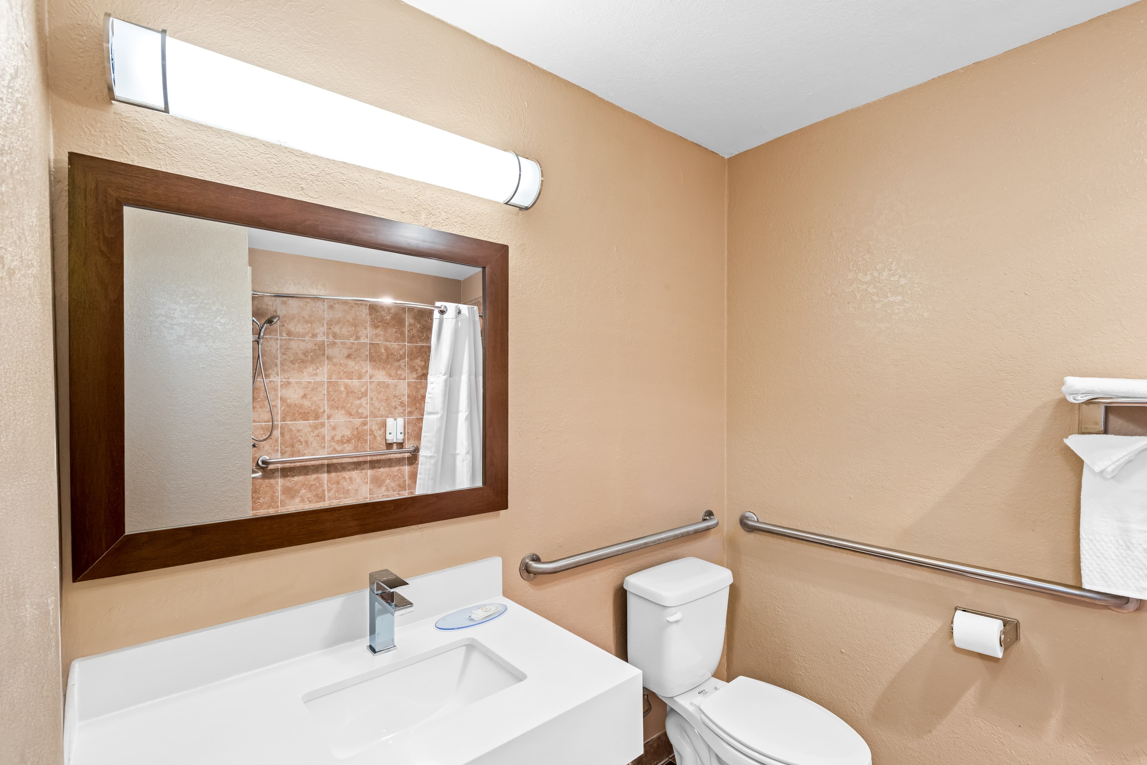 Quality Inn West Des Moines - Clive — 12