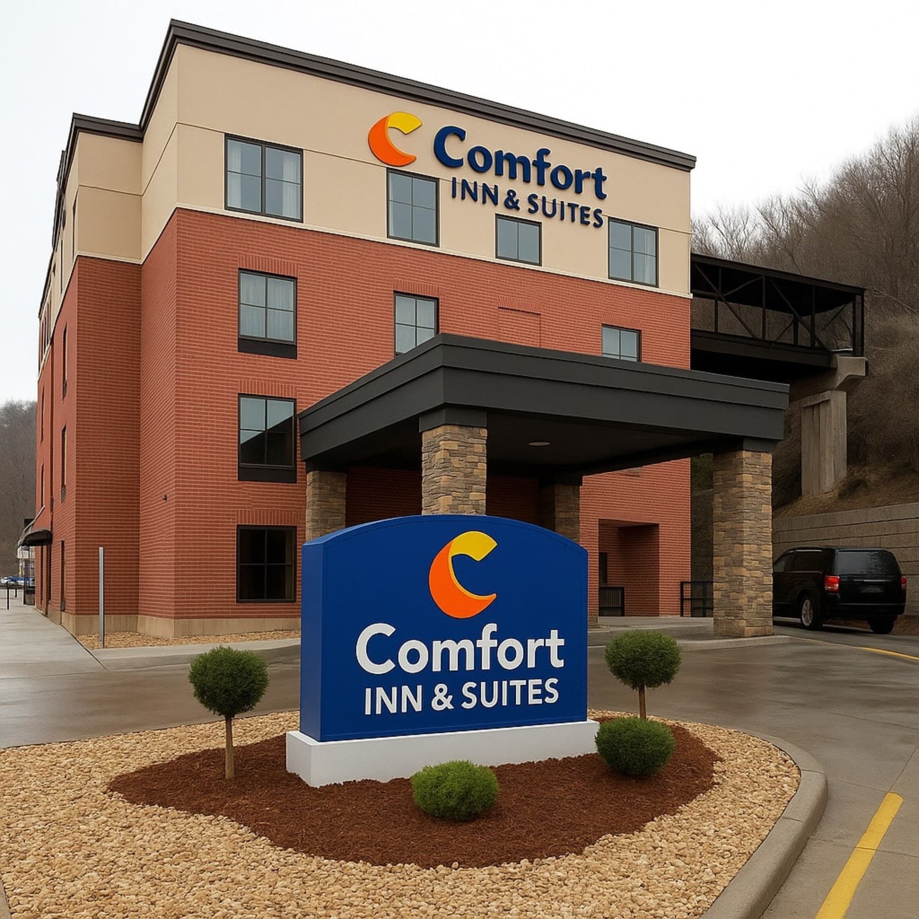 Comfort Inn & Suites Marquette - Prairie du Chien - Image 1