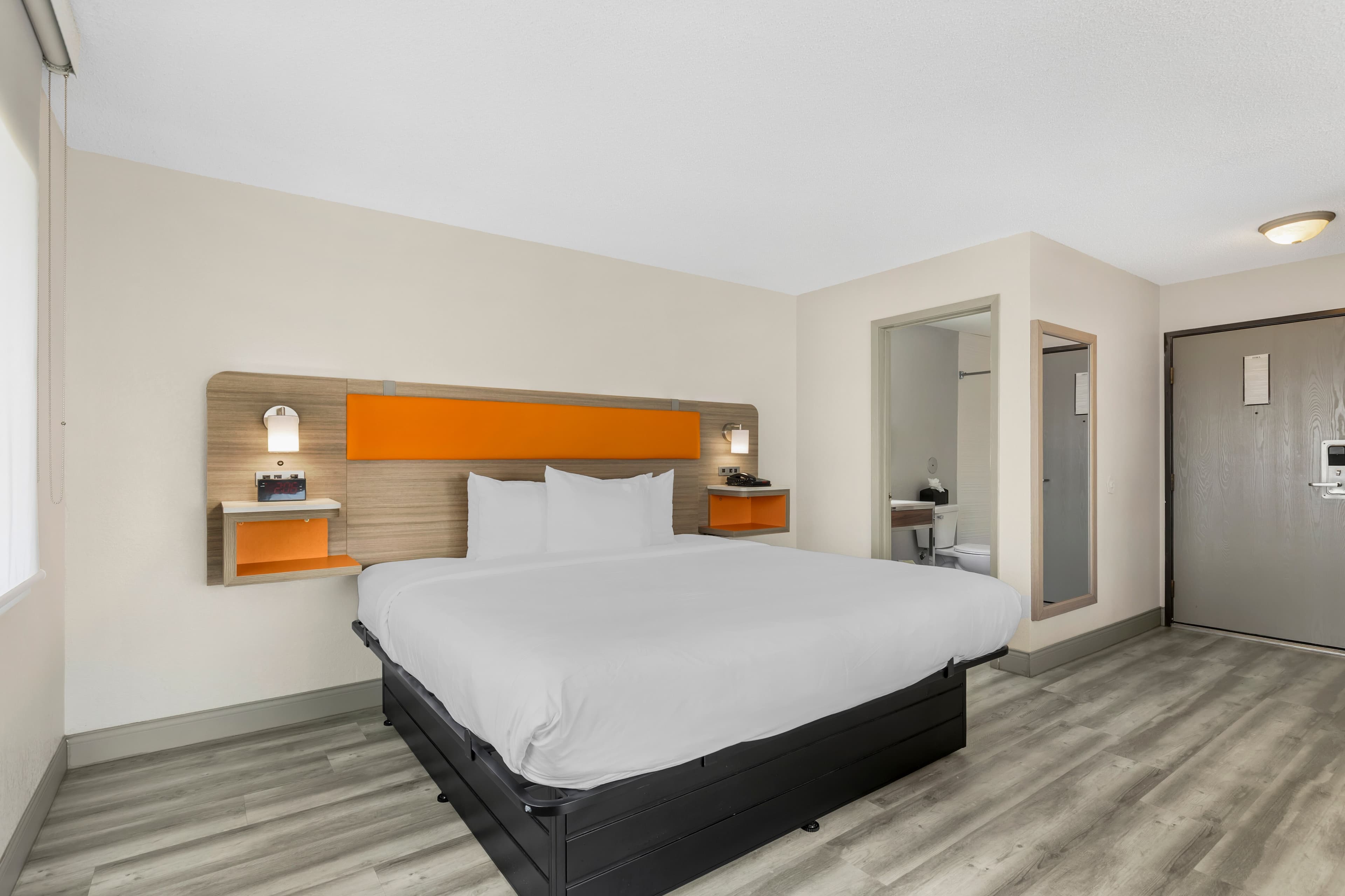 Quality Inn & Suites Ottumwa North — 12
