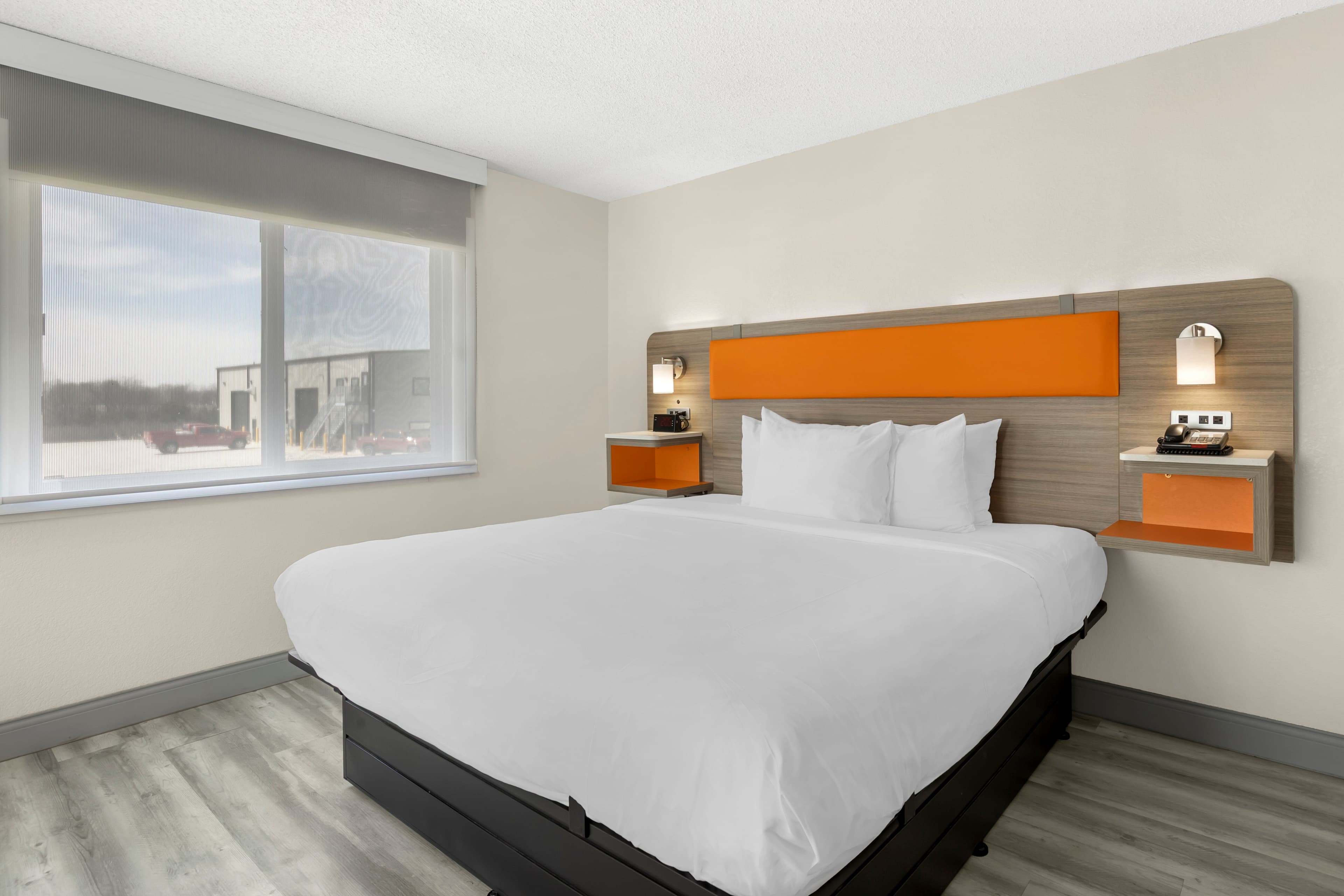 Quality Inn & Suites Ottumwa North — 13