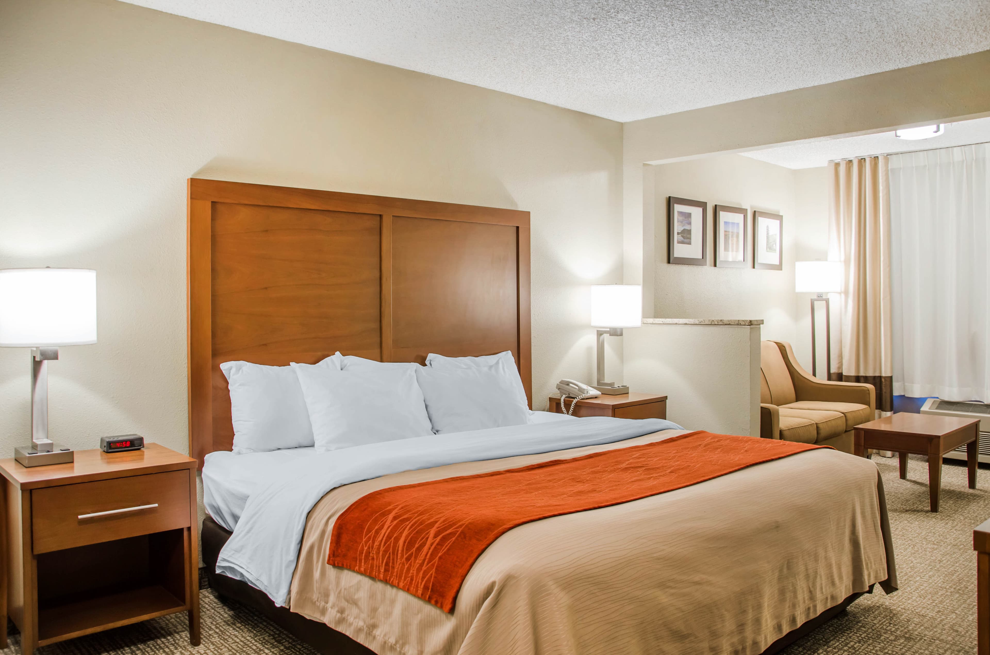 Comfort Inn - Image 1