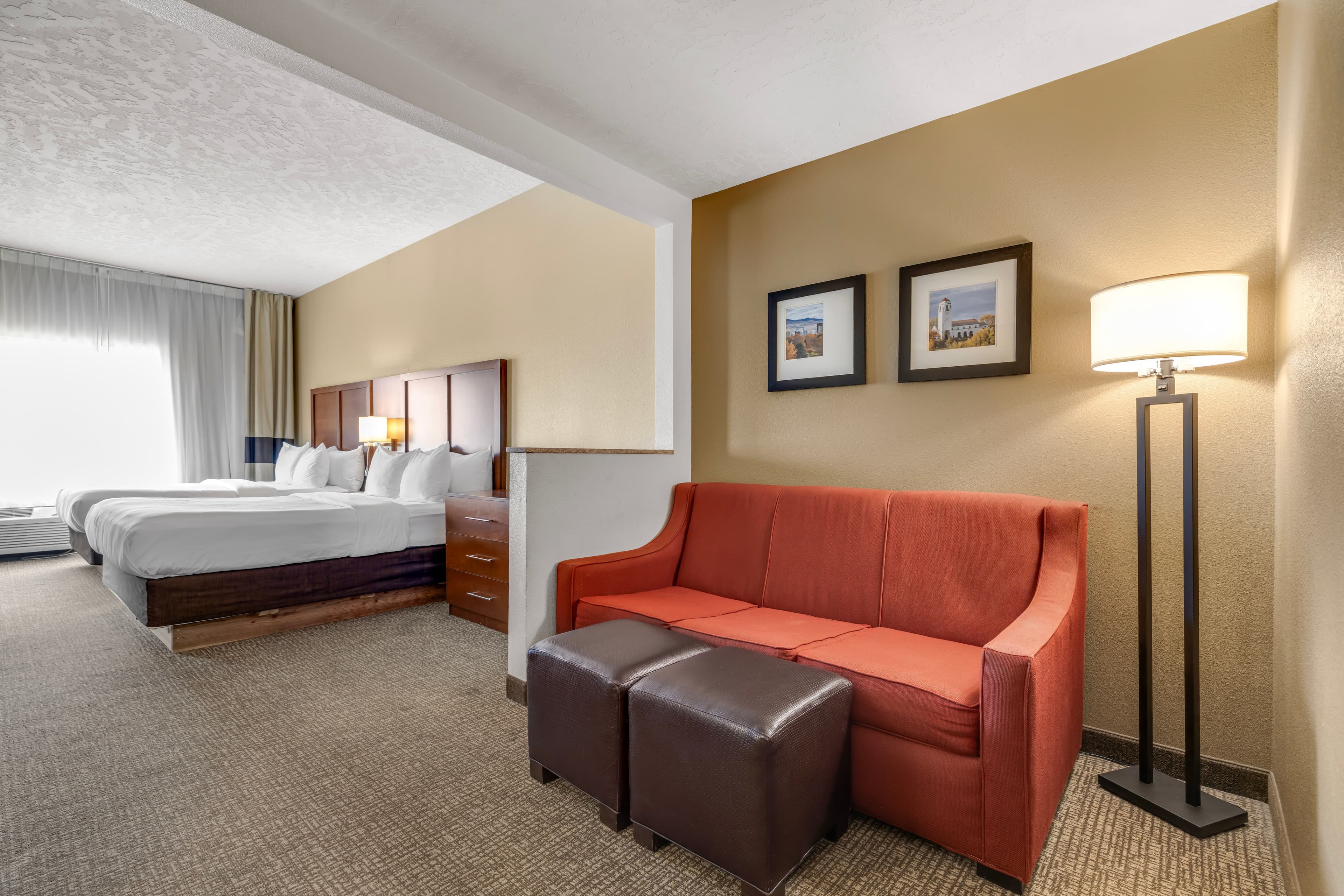 Comfort Suites Airport — 15