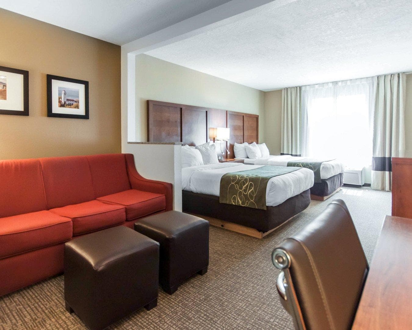 Comfort Suites Airport — 8