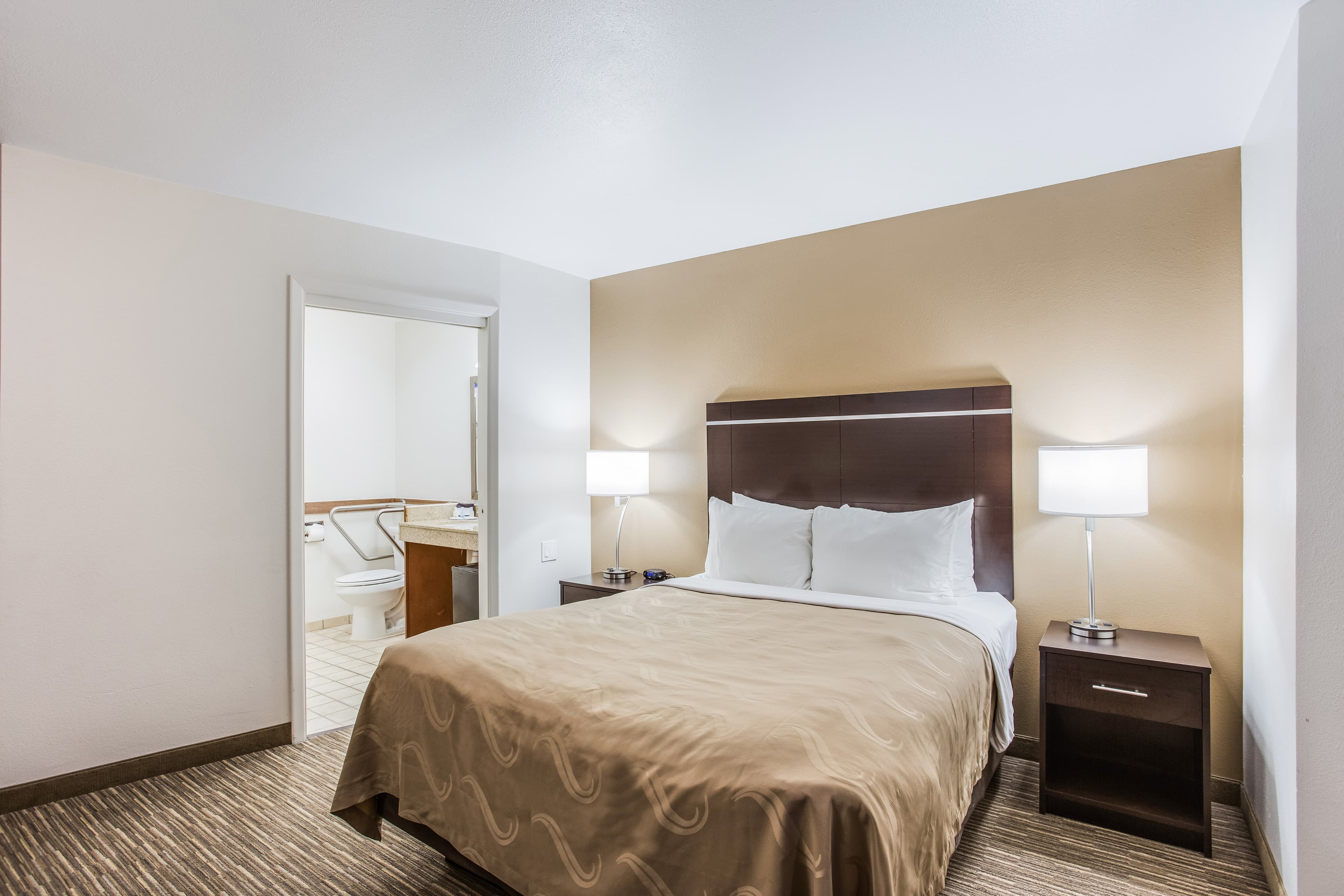Quality Inn & Suites Meridian - West Boise - Image 3